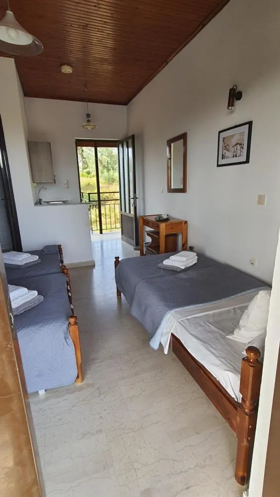 Bed in Palmyra Studios