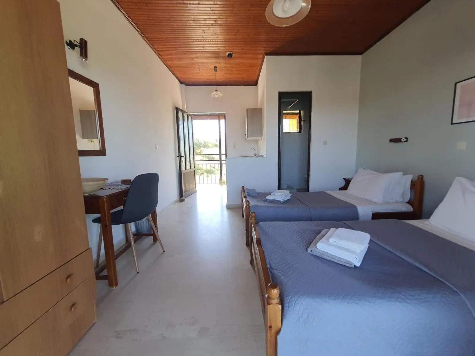 Living room in Palmyra Studios