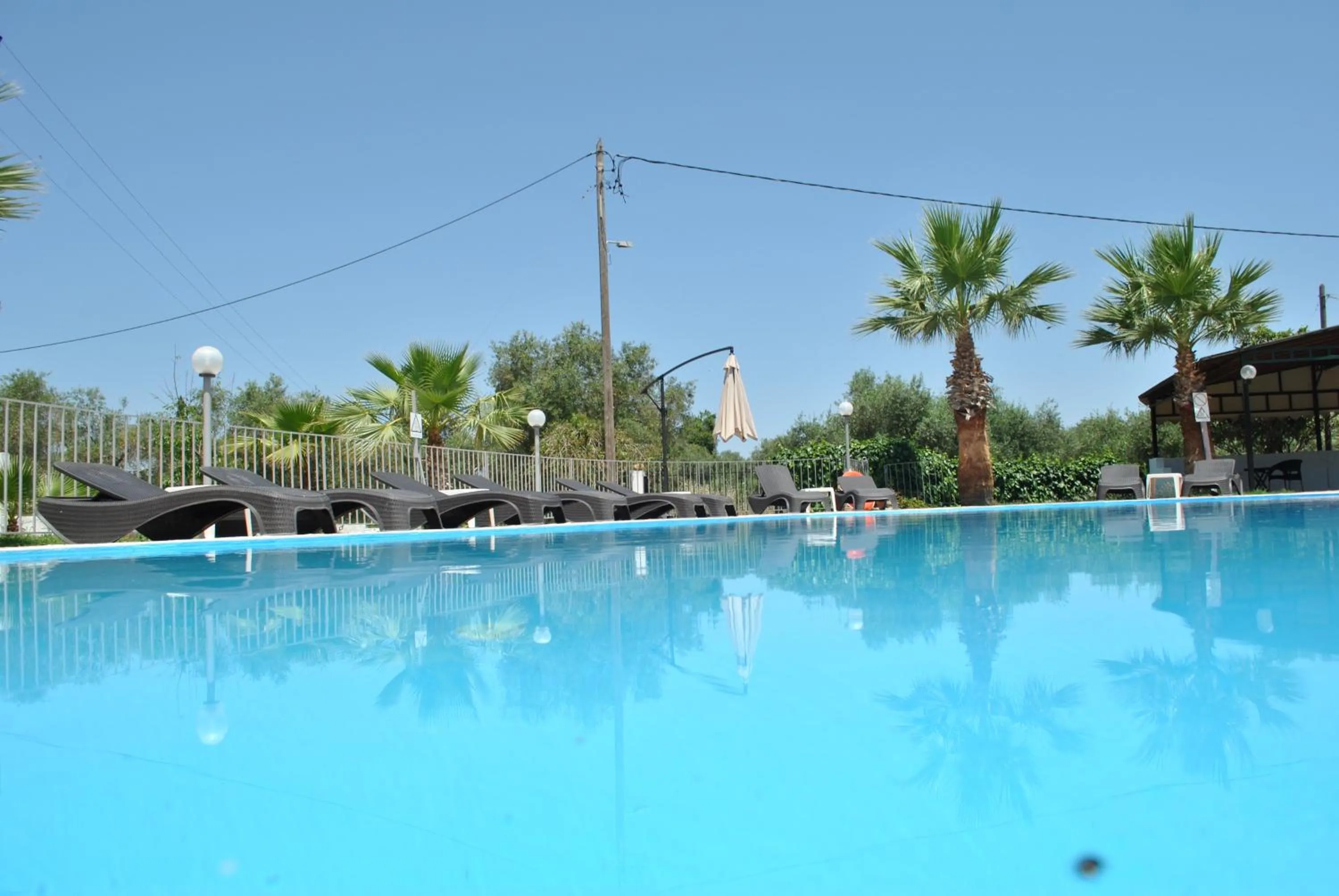 Open Air Bath in Palmyra Studios