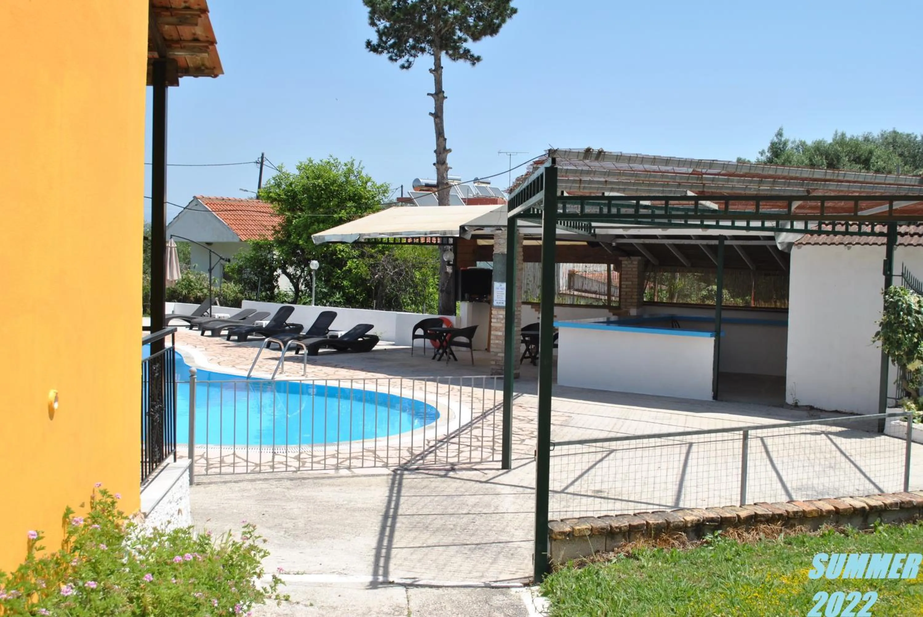 Patio in Palmyra Studios