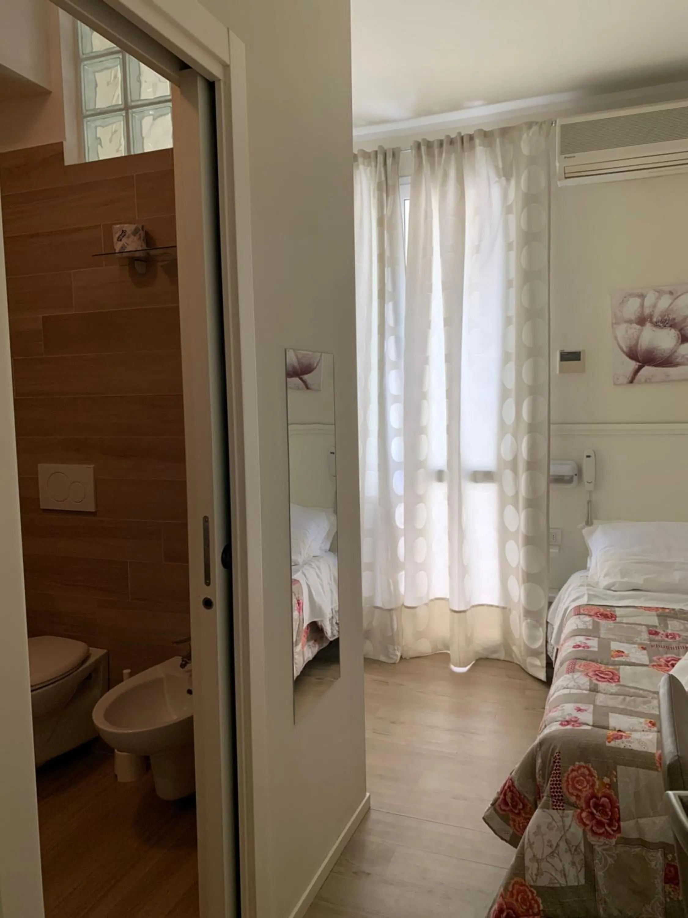 Bed in Hotel Villa Edda