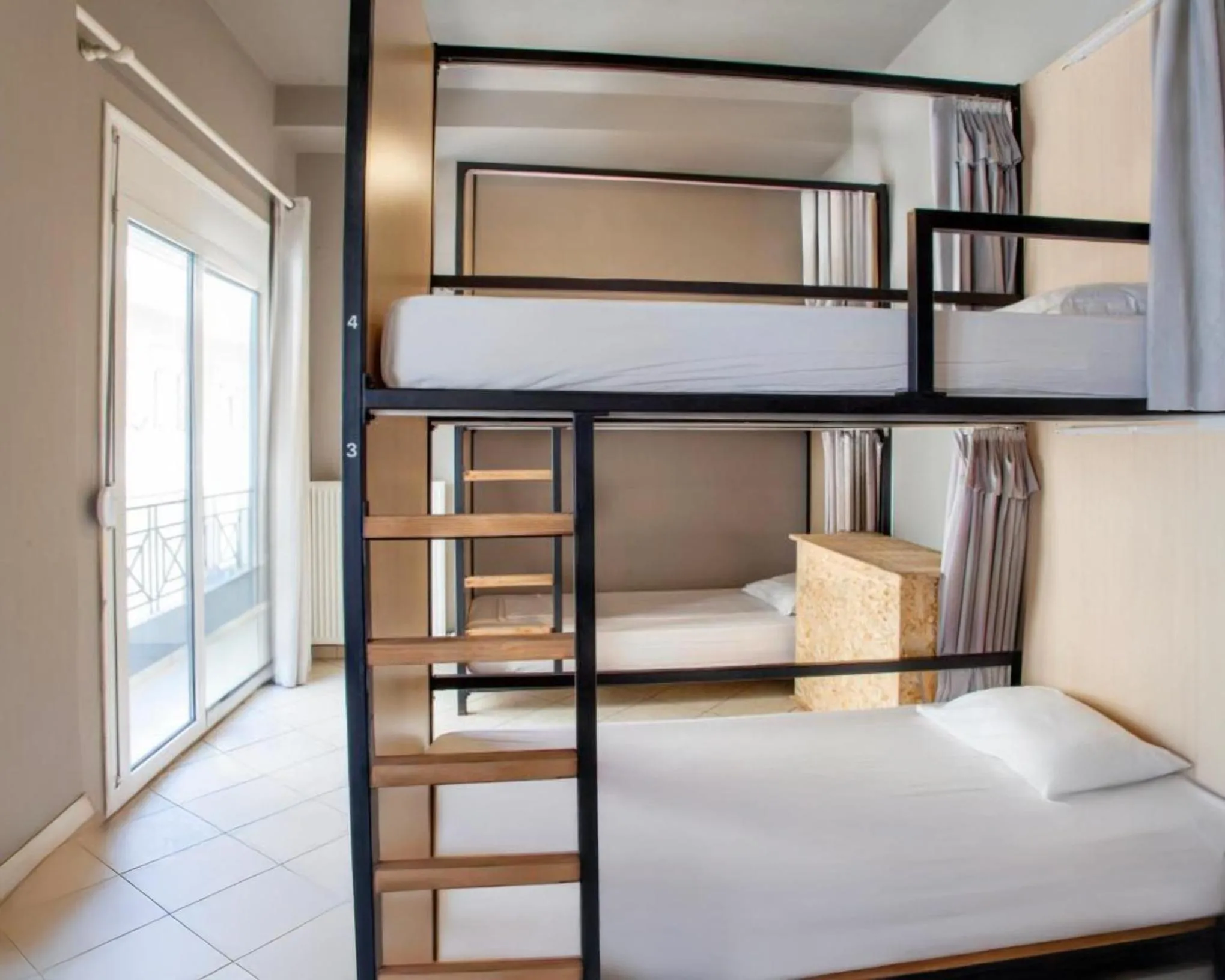 bunk bed, Bed in So Young Hostel