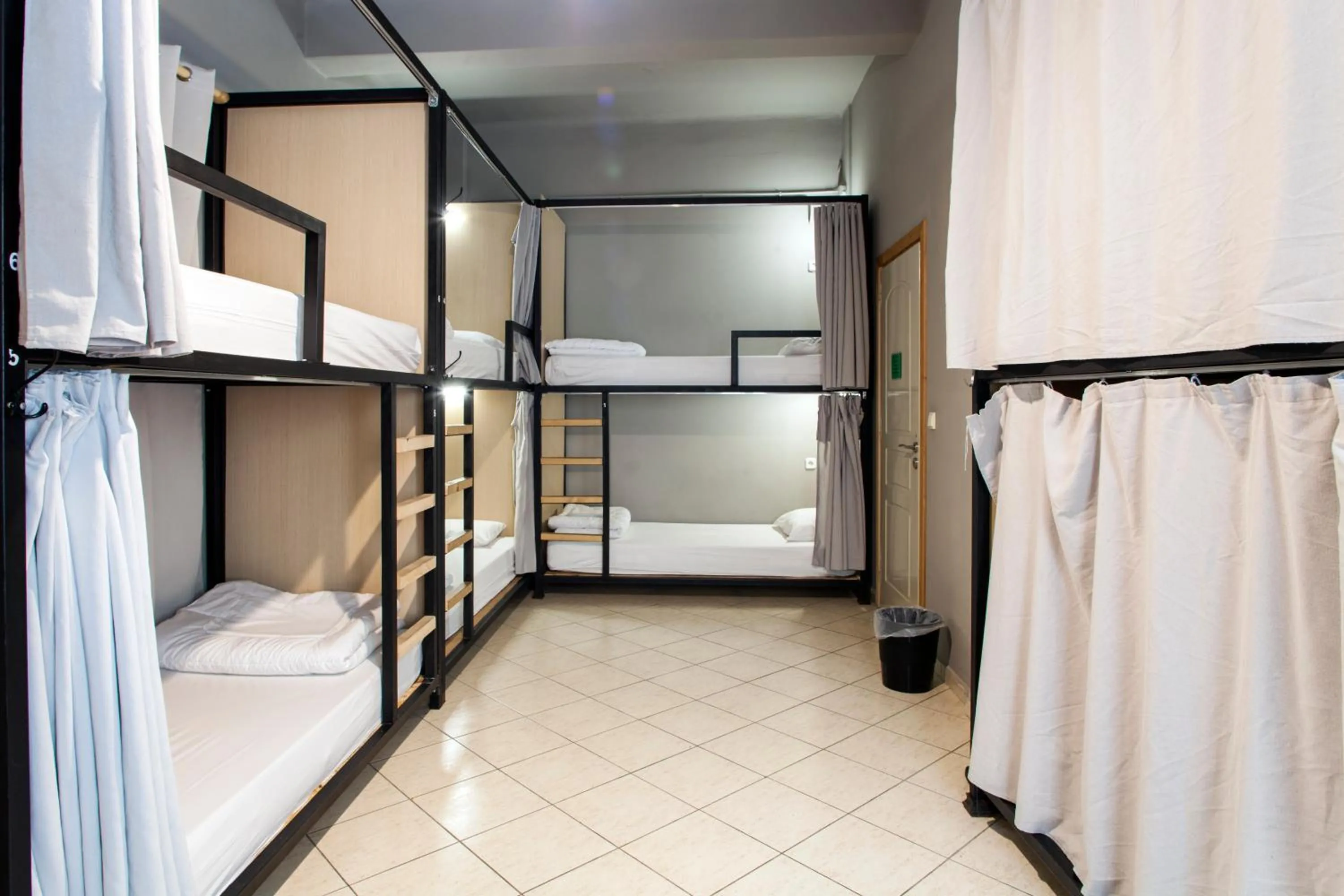 bunk bed, Bed in So Young Hostel
