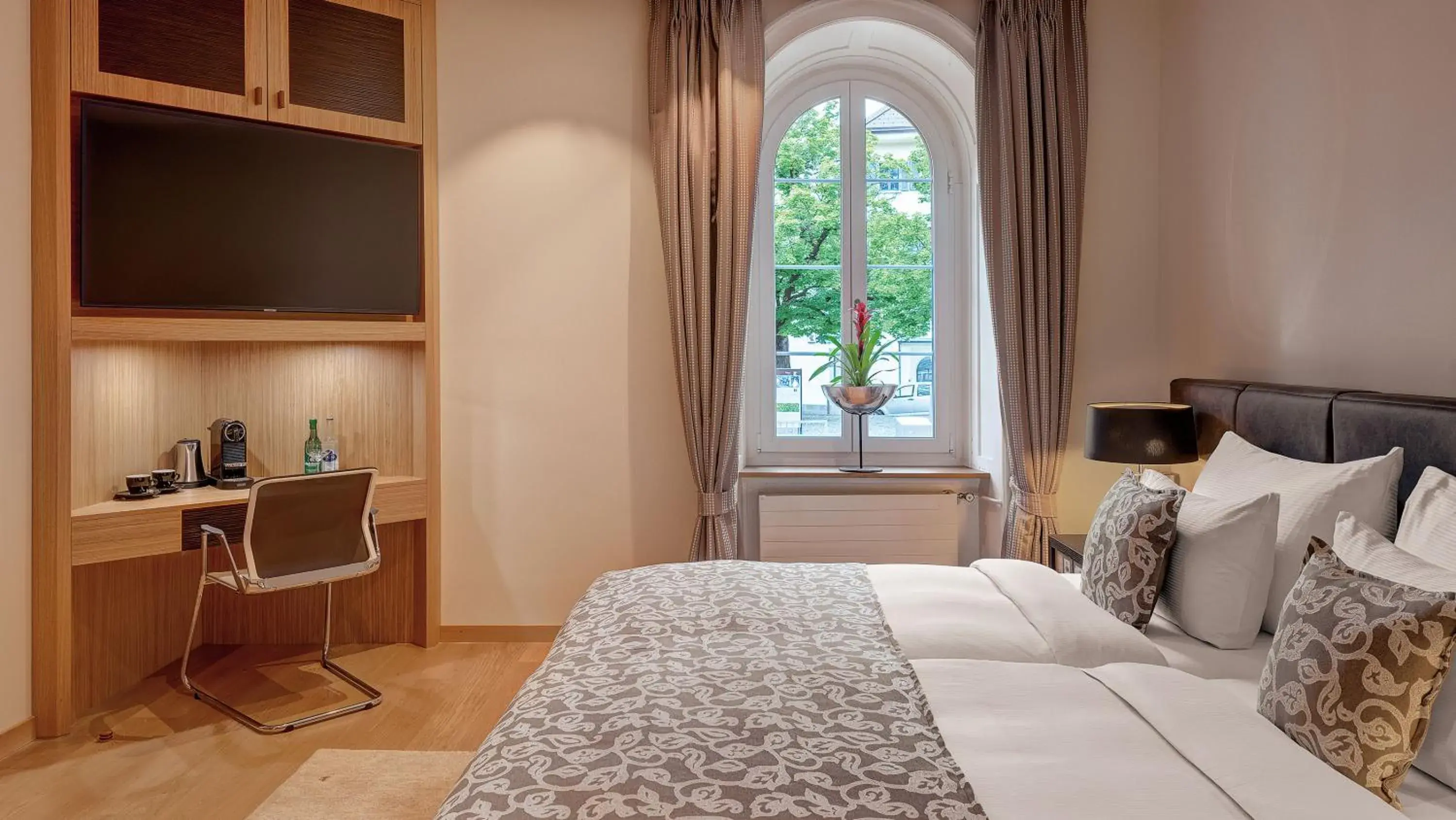 Superior Double Room - single occupancy in Residenz Alte Post Bonaduz Superior Double Room - single occupancy in Residenz Alte Post Bonaduz