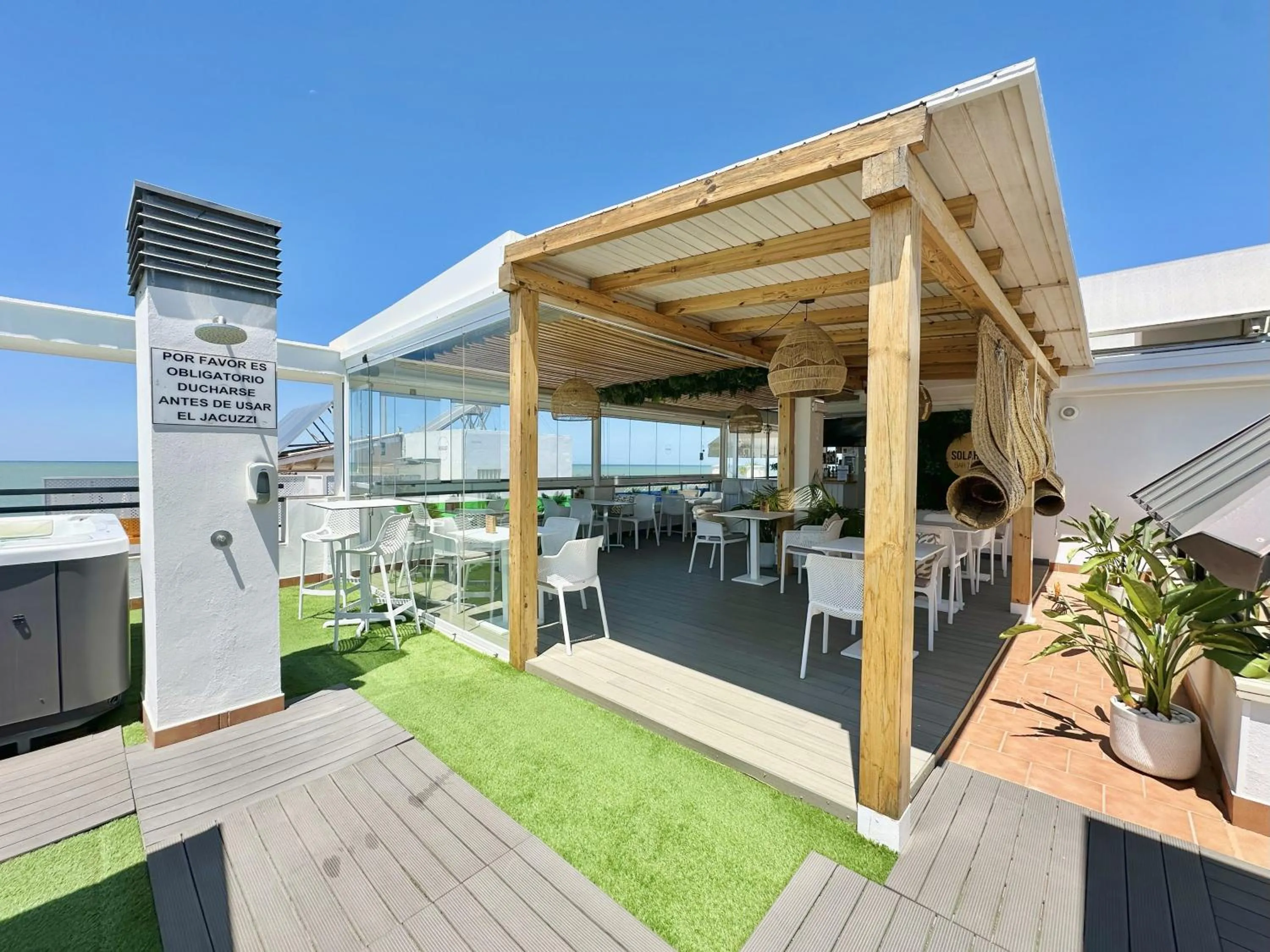 Restaurant/places to eat in Hotel Apartamentos Marina Luz