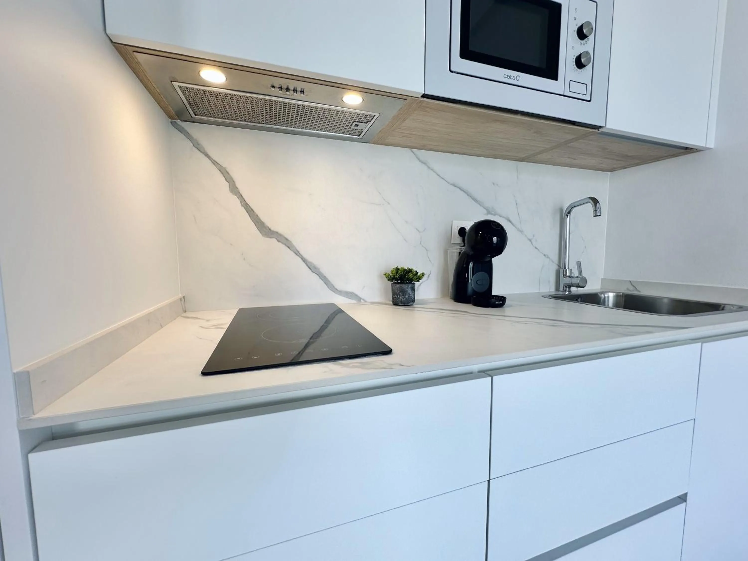 Kitchen or kitchenette in Hotel Apartamentos Marina Luz