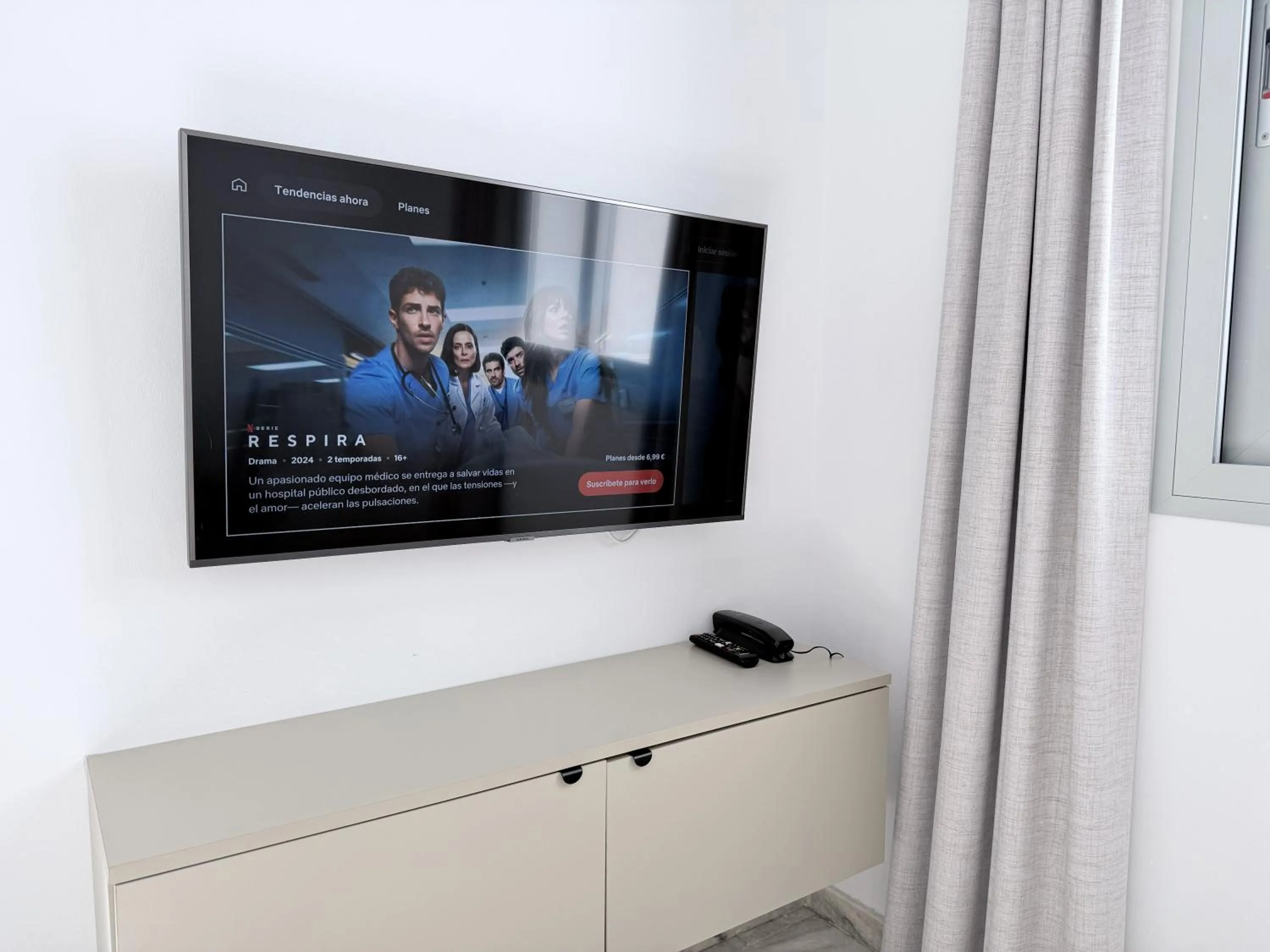 TV and multimedia in Hotel Apartamentos Marina Luz