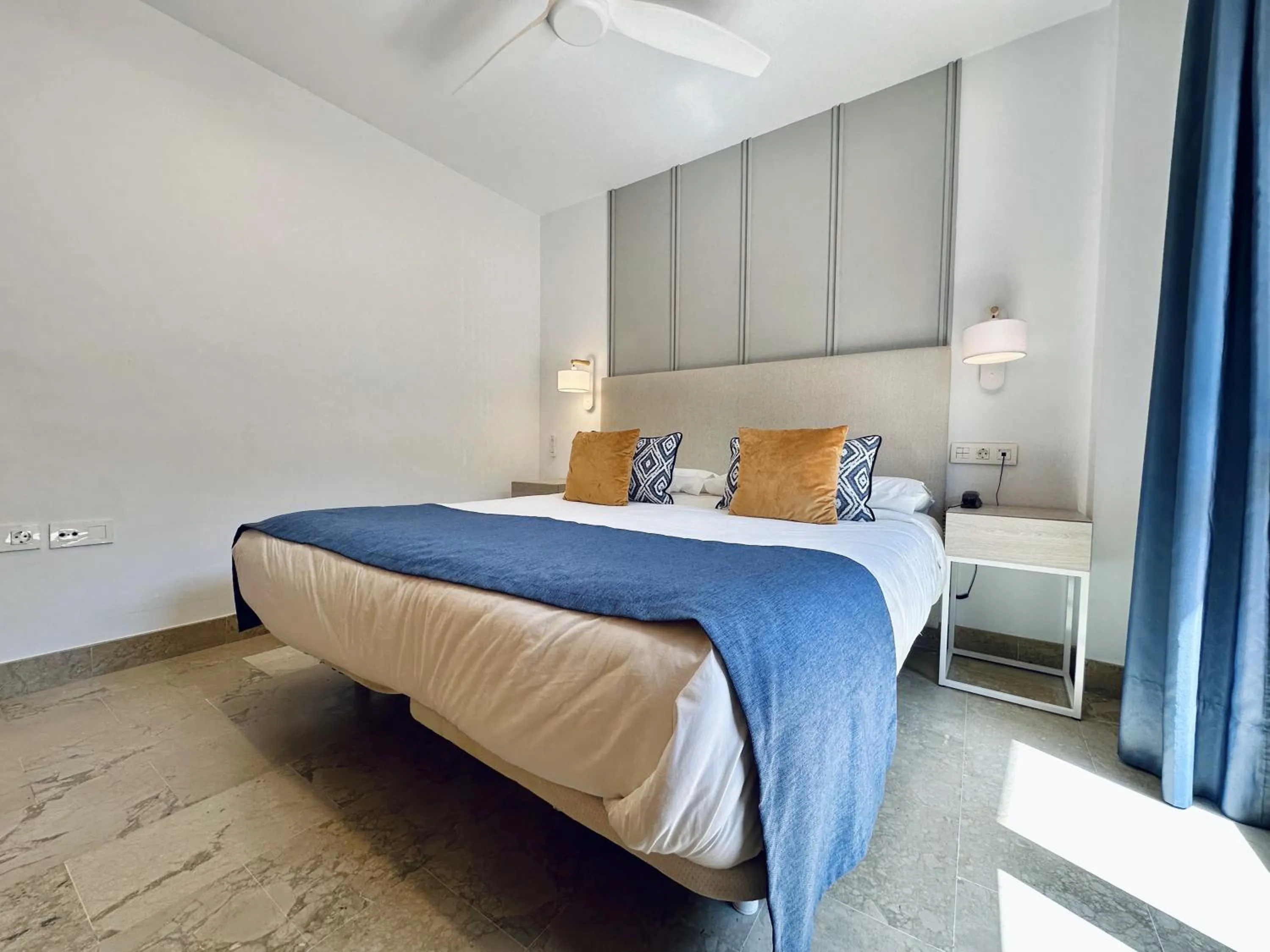 Bed in Hotel Apartamentos Marina Luz