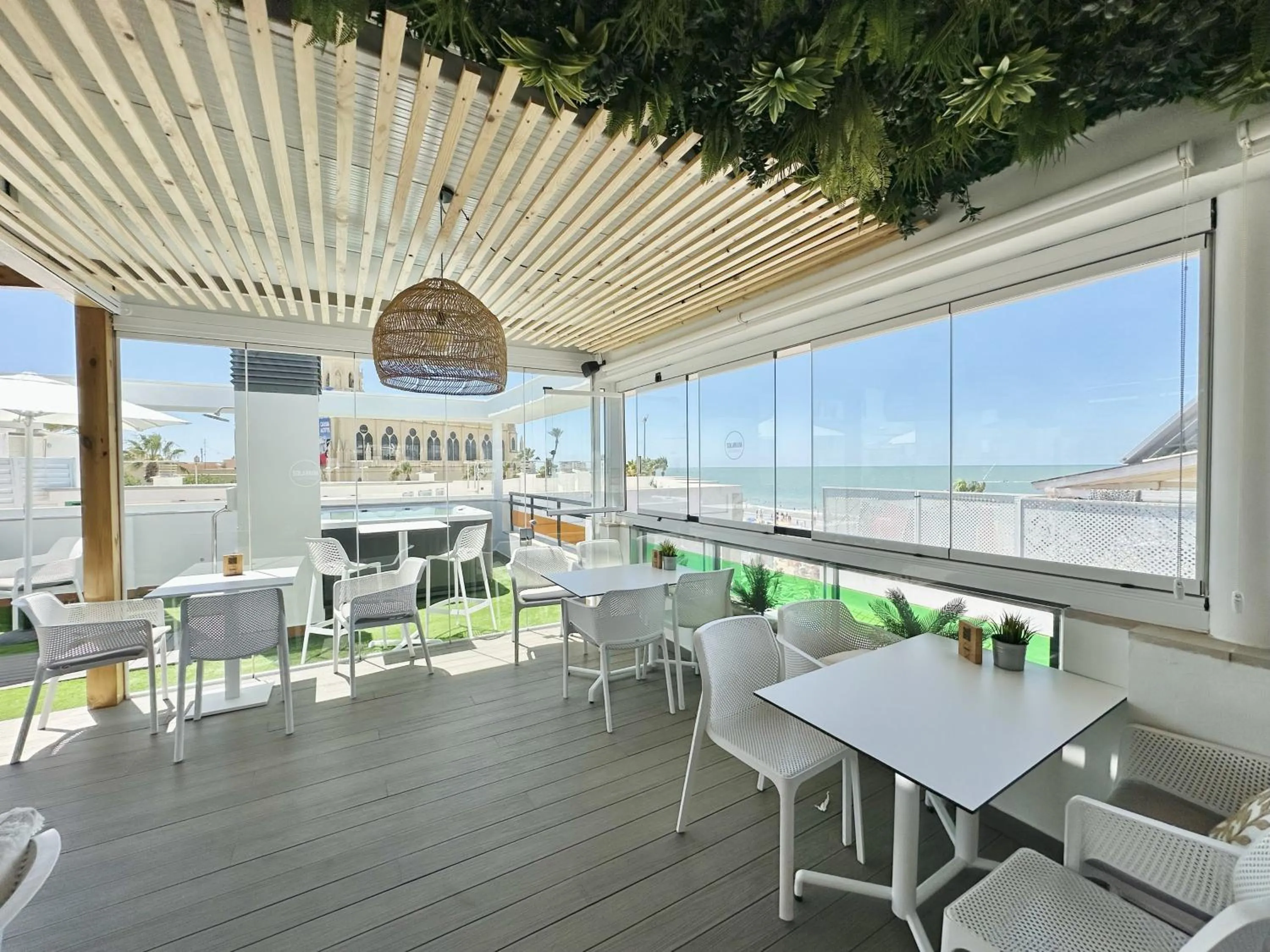 Restaurant/places to eat in Hotel Apartamentos Marina Luz