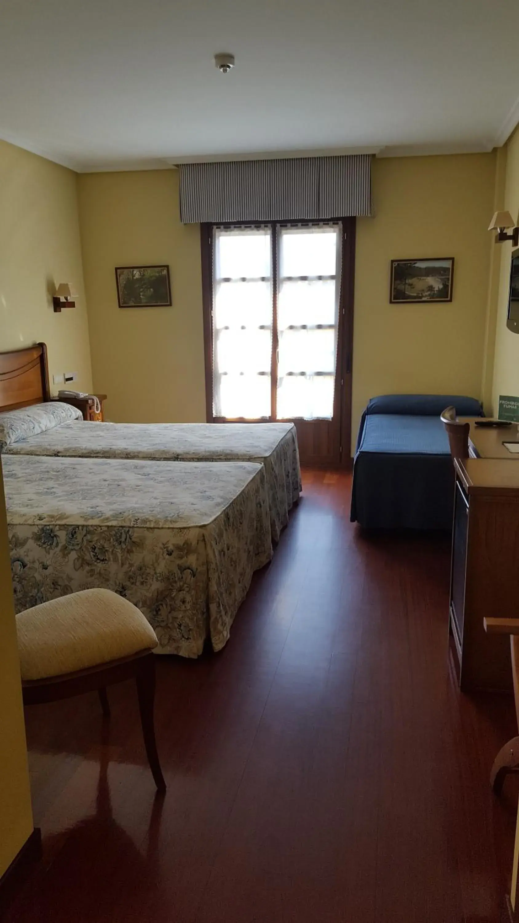 Triple Room in Hotel Valle Las Luiñas Triple Room in Hotel Valle Las Luiñas