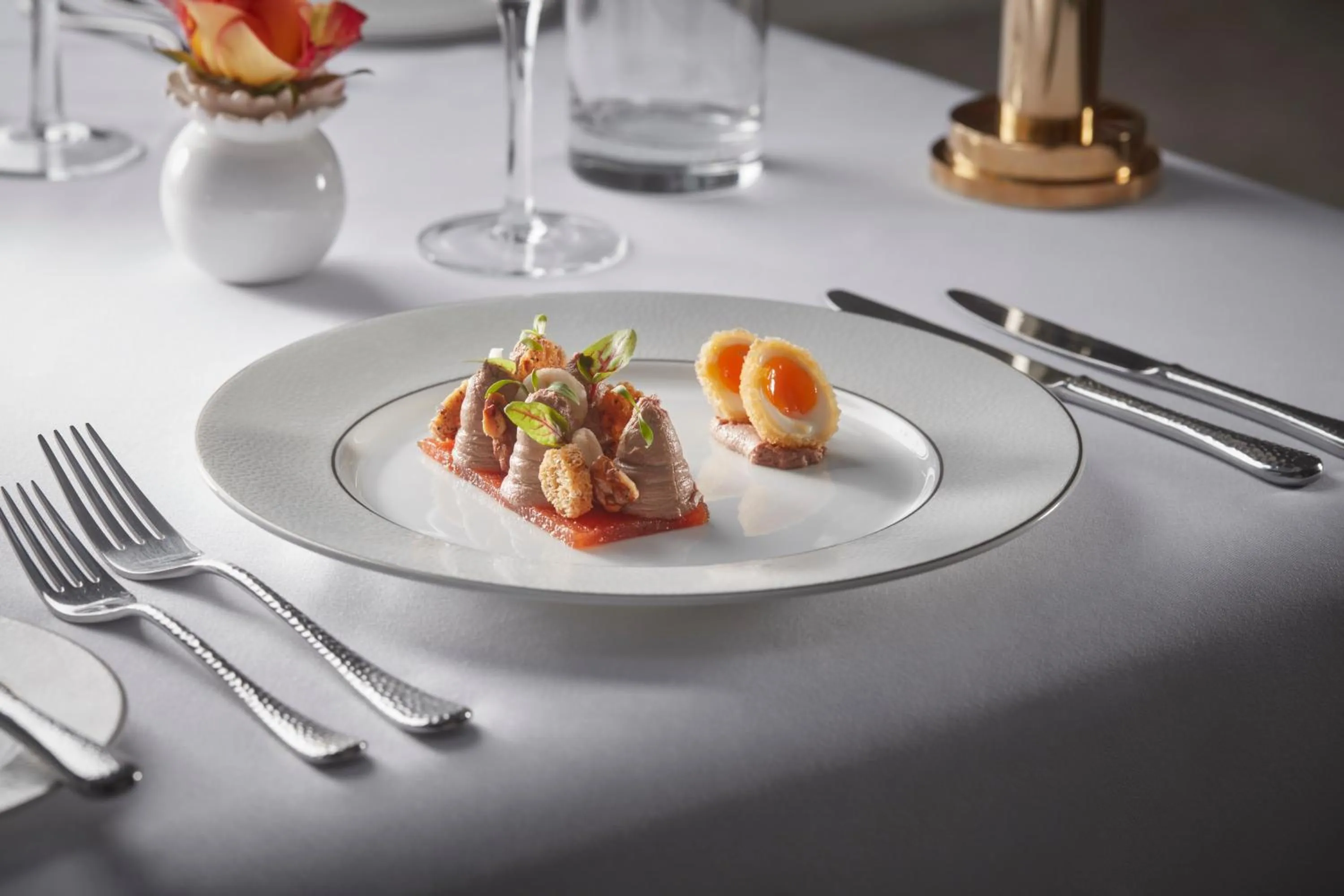 Restaurant/places to eat in Bathen House Boutique Hotel