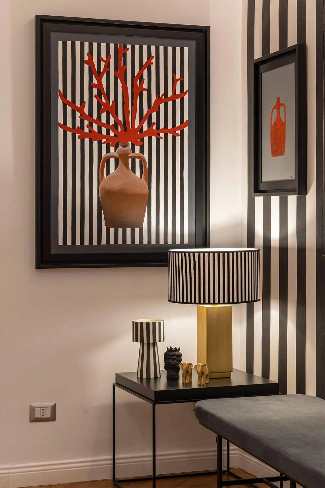 Decorative detail in Le Mummarelle