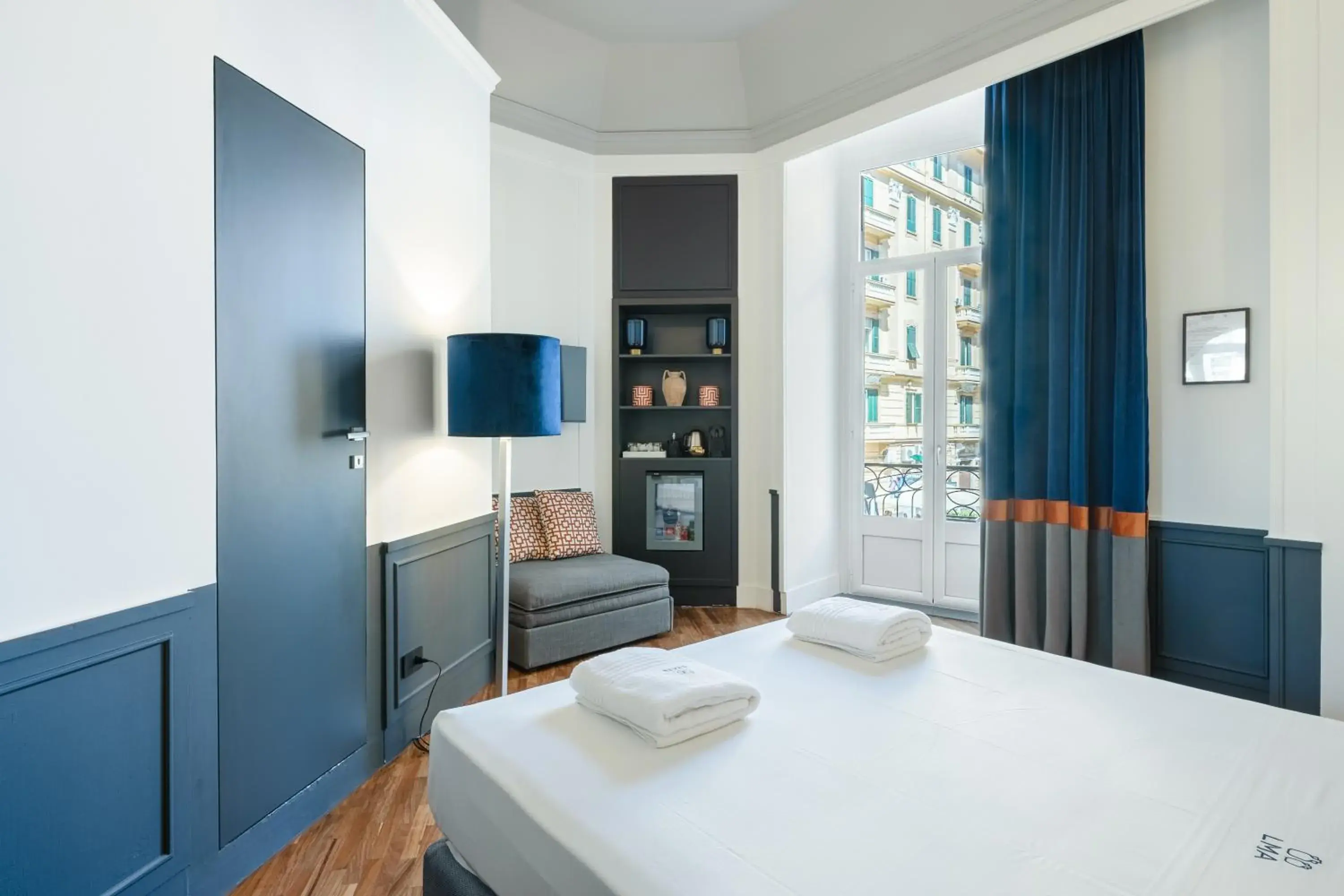 Deluxe Double Room with Sea View in Le Mummarelle Deluxe Double Room with Sea View in Le Mummarelle