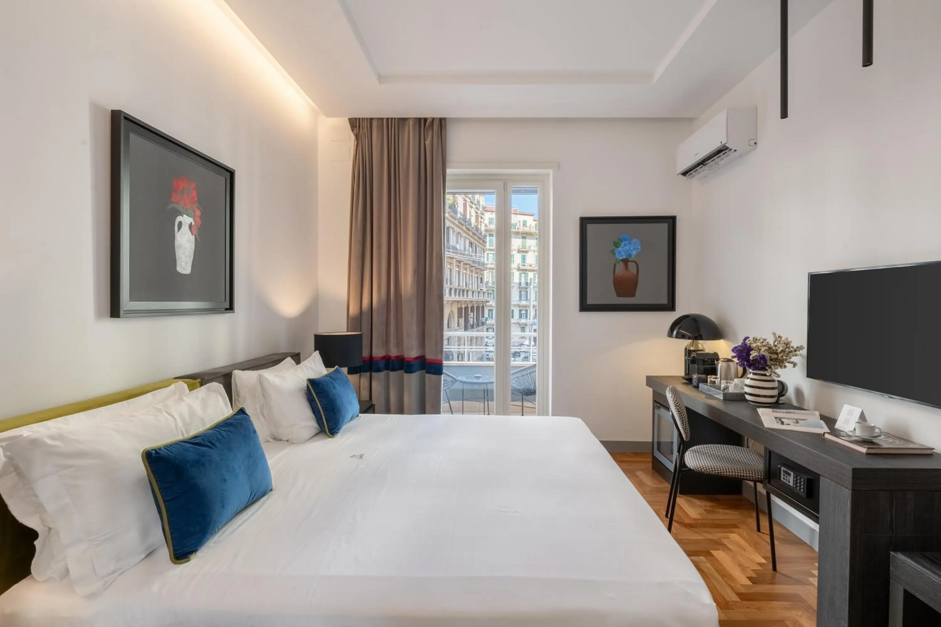 Property building, Bed in Le Mummarelle