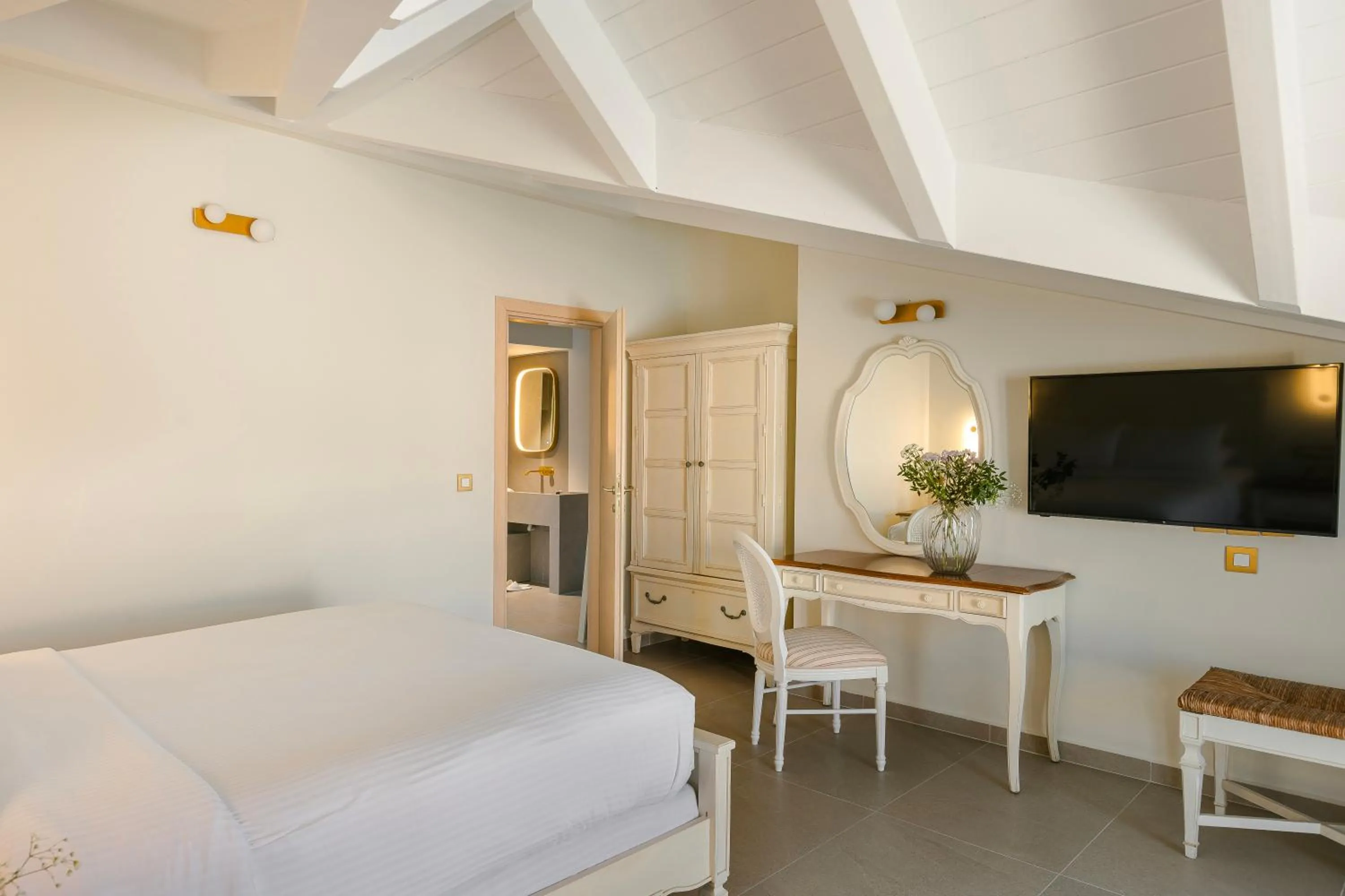 Bed in Alley Boutique Hotel and Spa