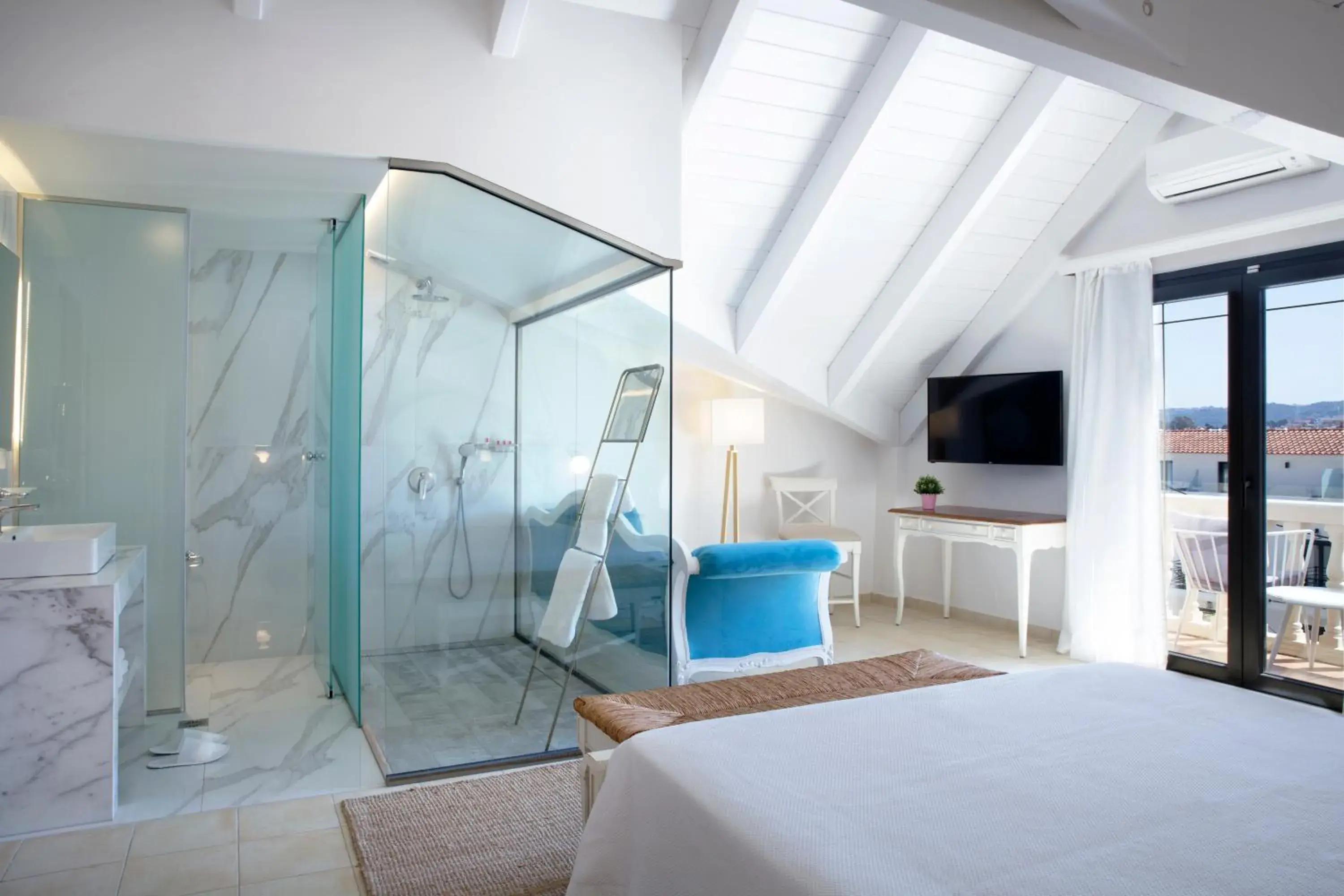 Bed in Alley Boutique Hotel and Spa Bed in Alley Boutique Hotel and Spa