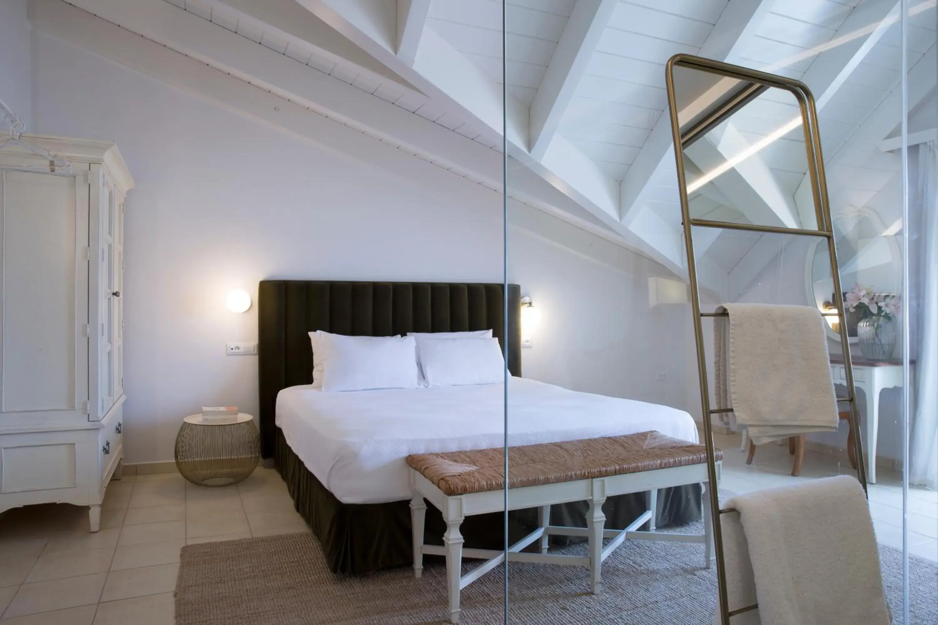 Bed in Alley Boutique Hotel and Spa Bed in Alley Boutique Hotel and Spa