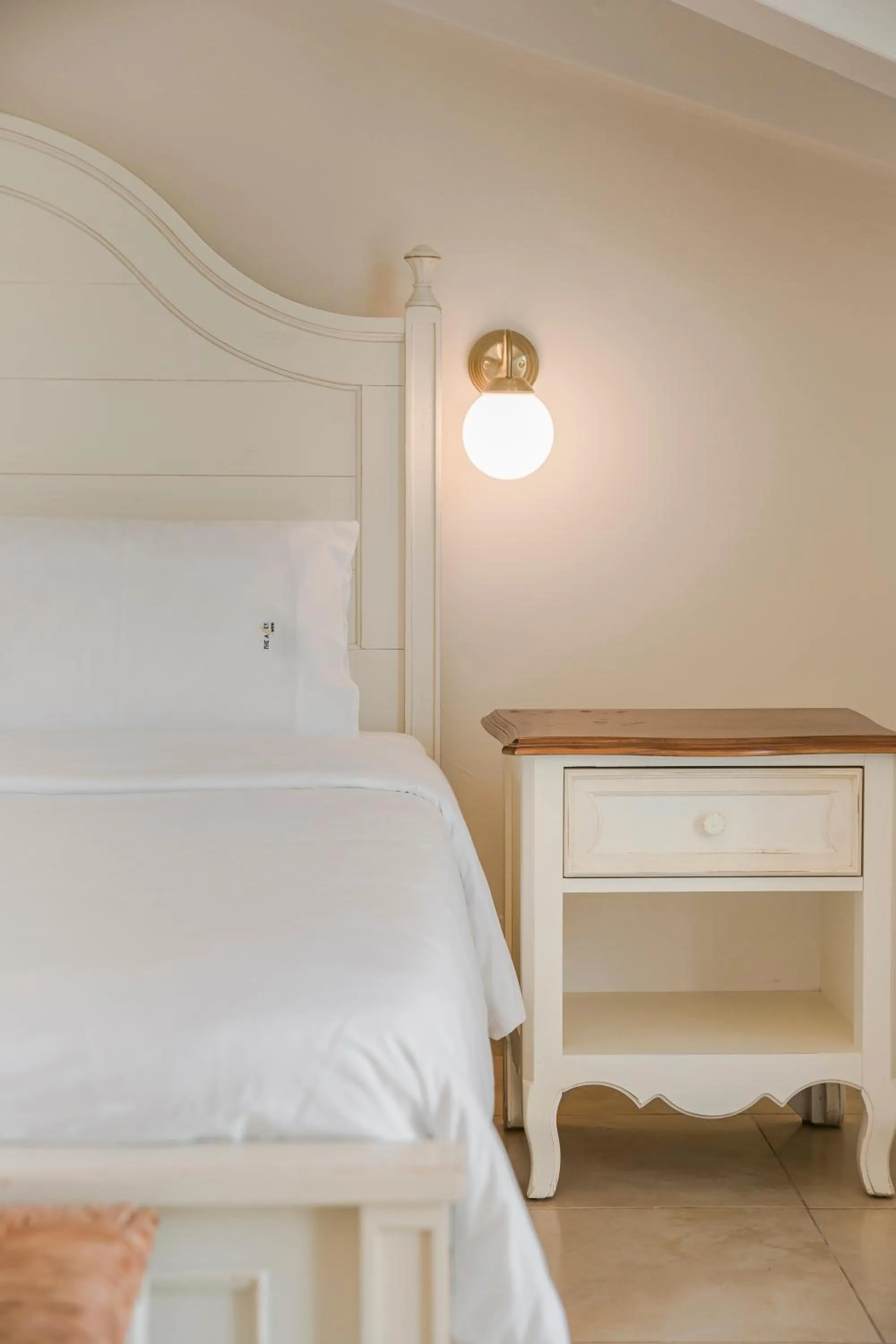 Bed in Alley Boutique Hotel and Spa