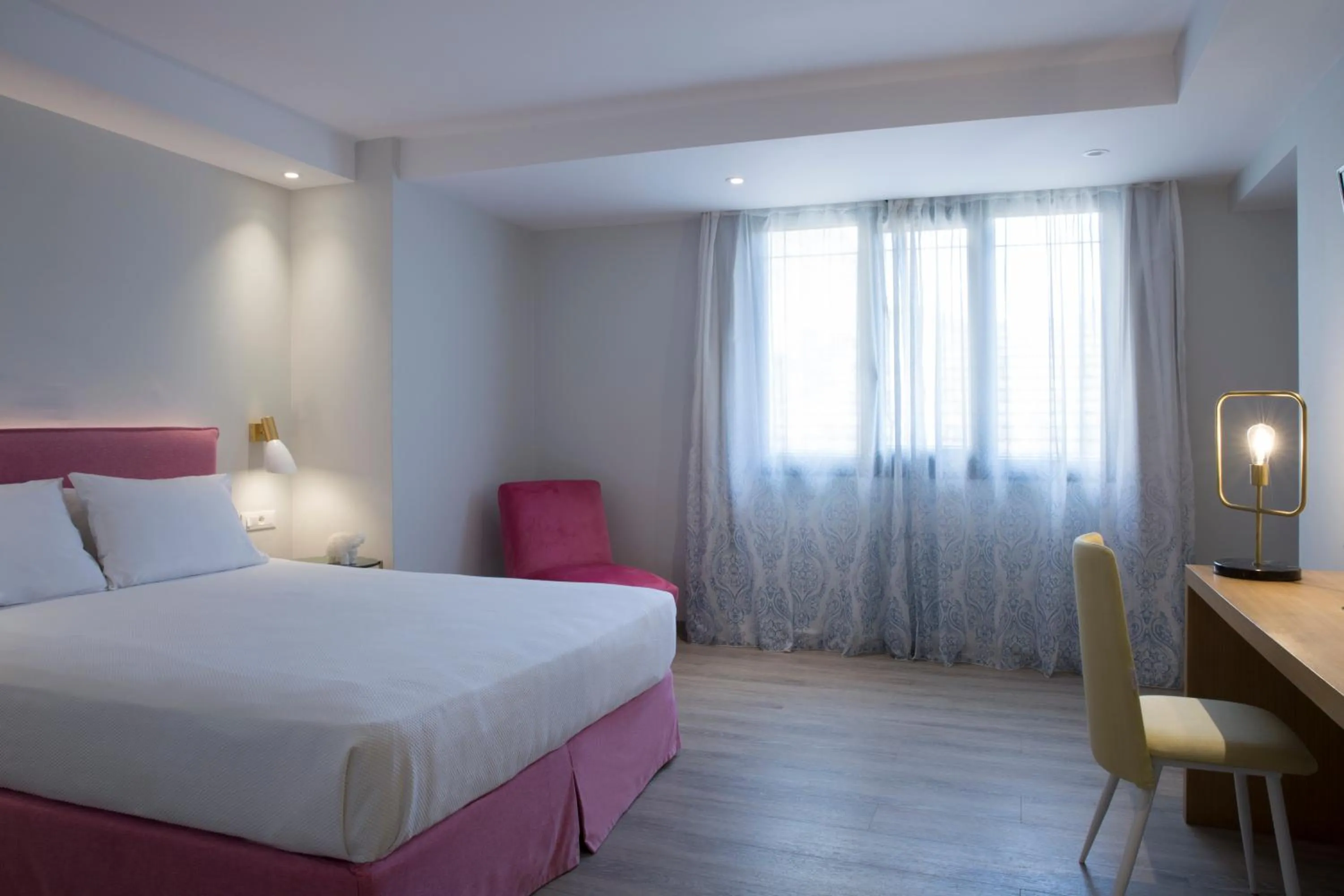 Bed in Alley Boutique Hotel and Spa