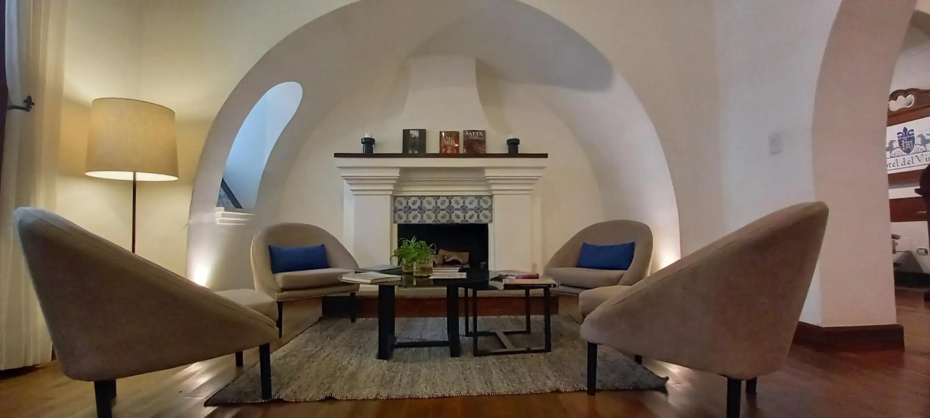 Living room in Hotel Del Virrey Living room in Hotel Del Virrey