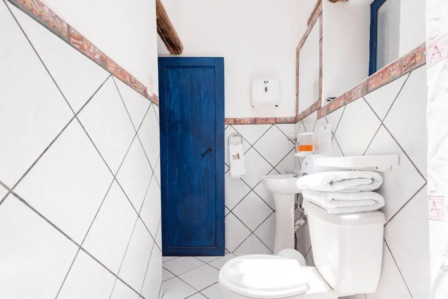 Double or Twin Room - single occupancy in Melissa Wasi Double or Twin Room - single occupancy in Melissa Wasi