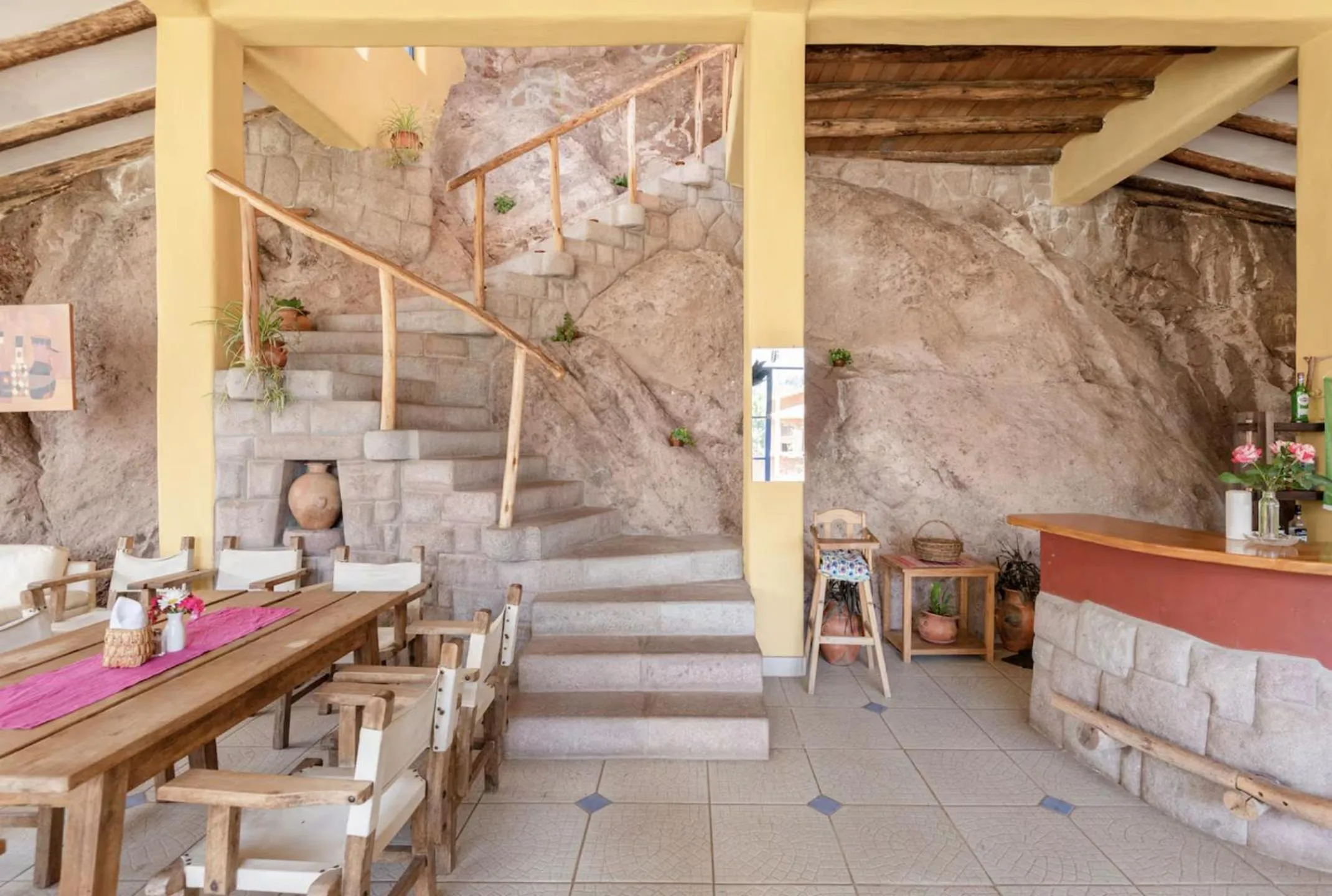 Dining area in Melissa Wasi