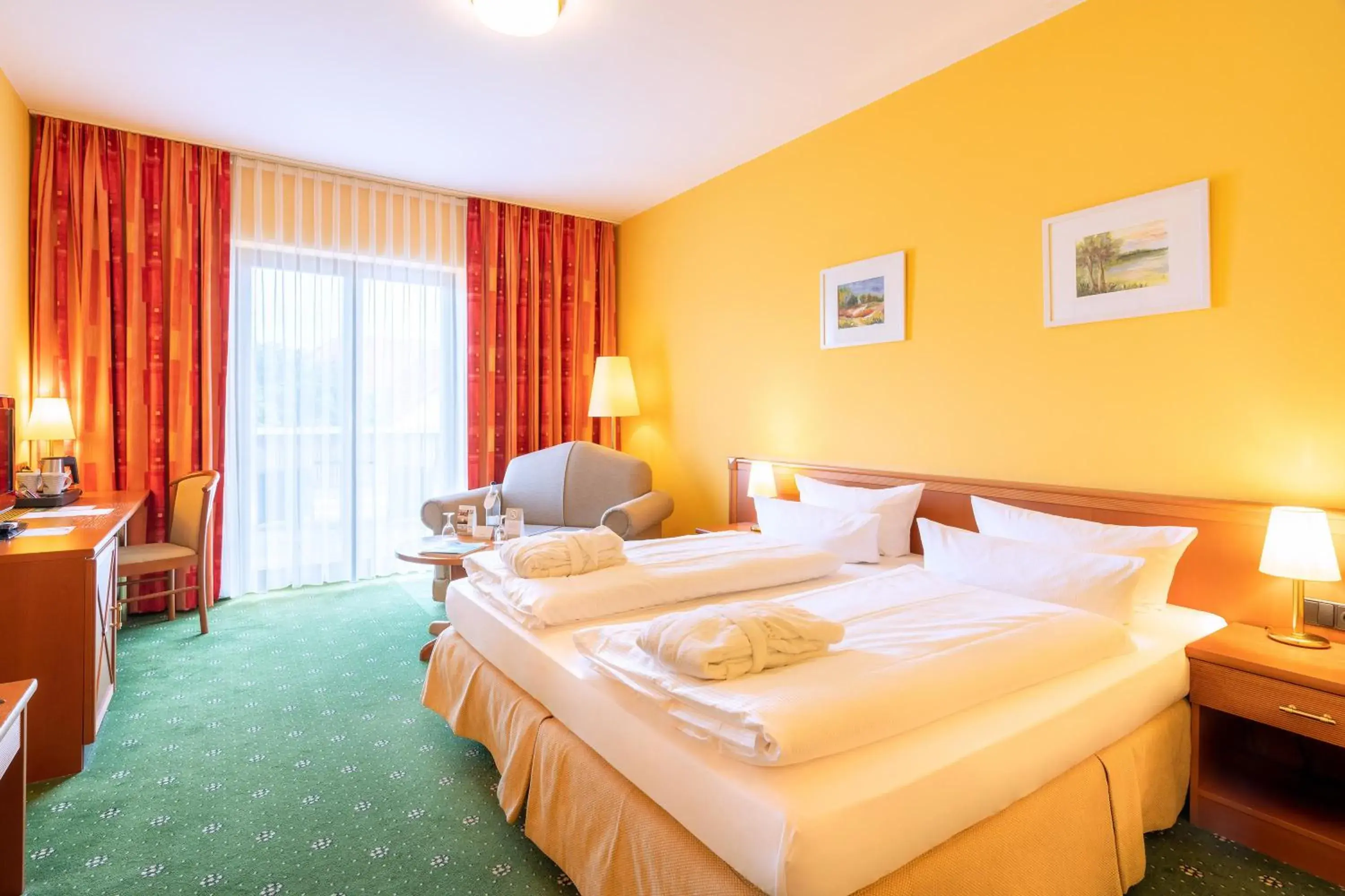 Photo of the whole room, Bed in SEETELHOTEL Nautic Usedom Hotel & Spa das Hotel für Wellness & Genuss auf Usedom Photo of the whole room, Bed in SEETELHOTEL Nautic Usedom Hotel & Spa das Hotel für Wellness & Genuss auf Usedom