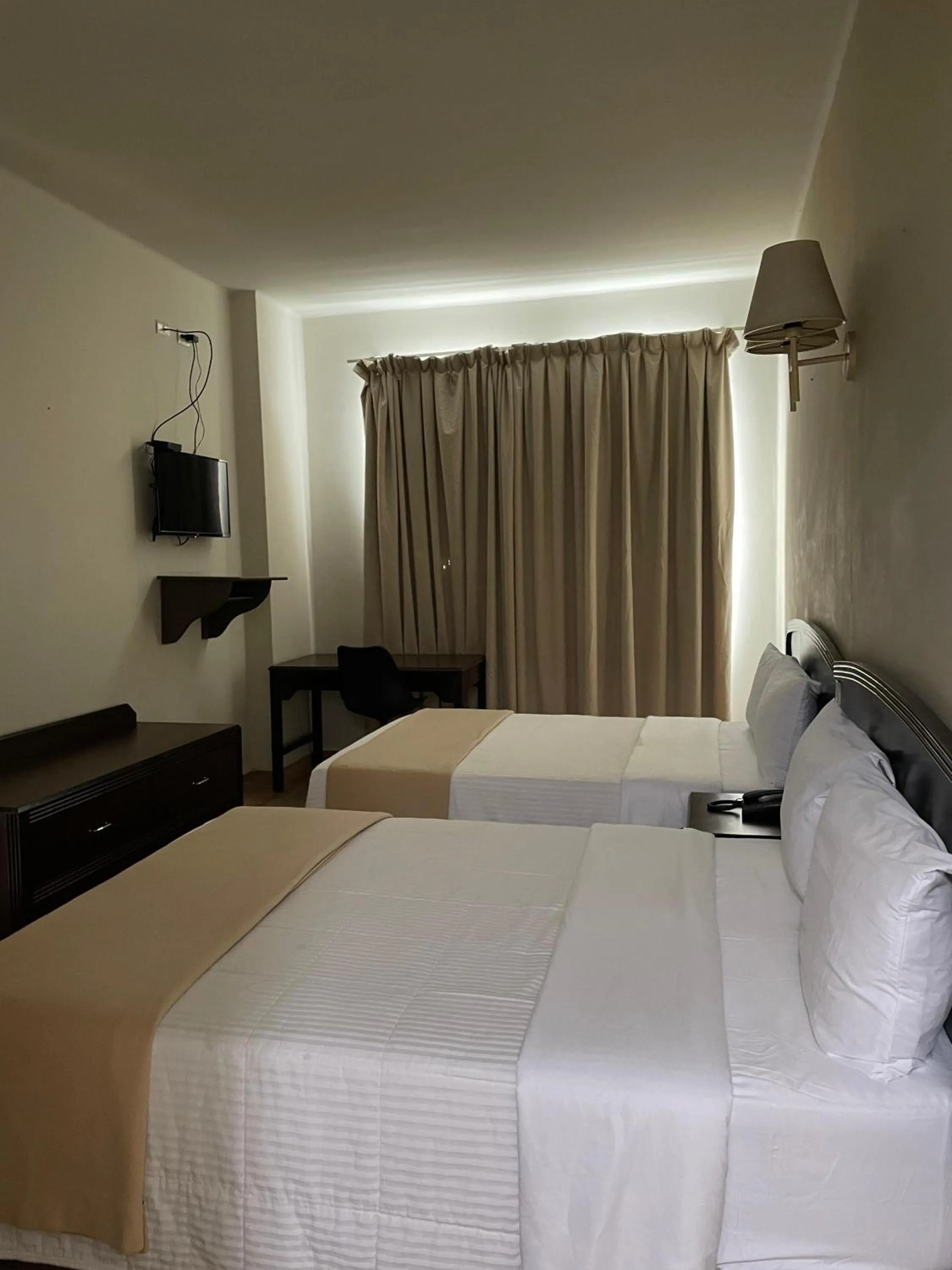 Bed in Hotel Plaza del Arco Express