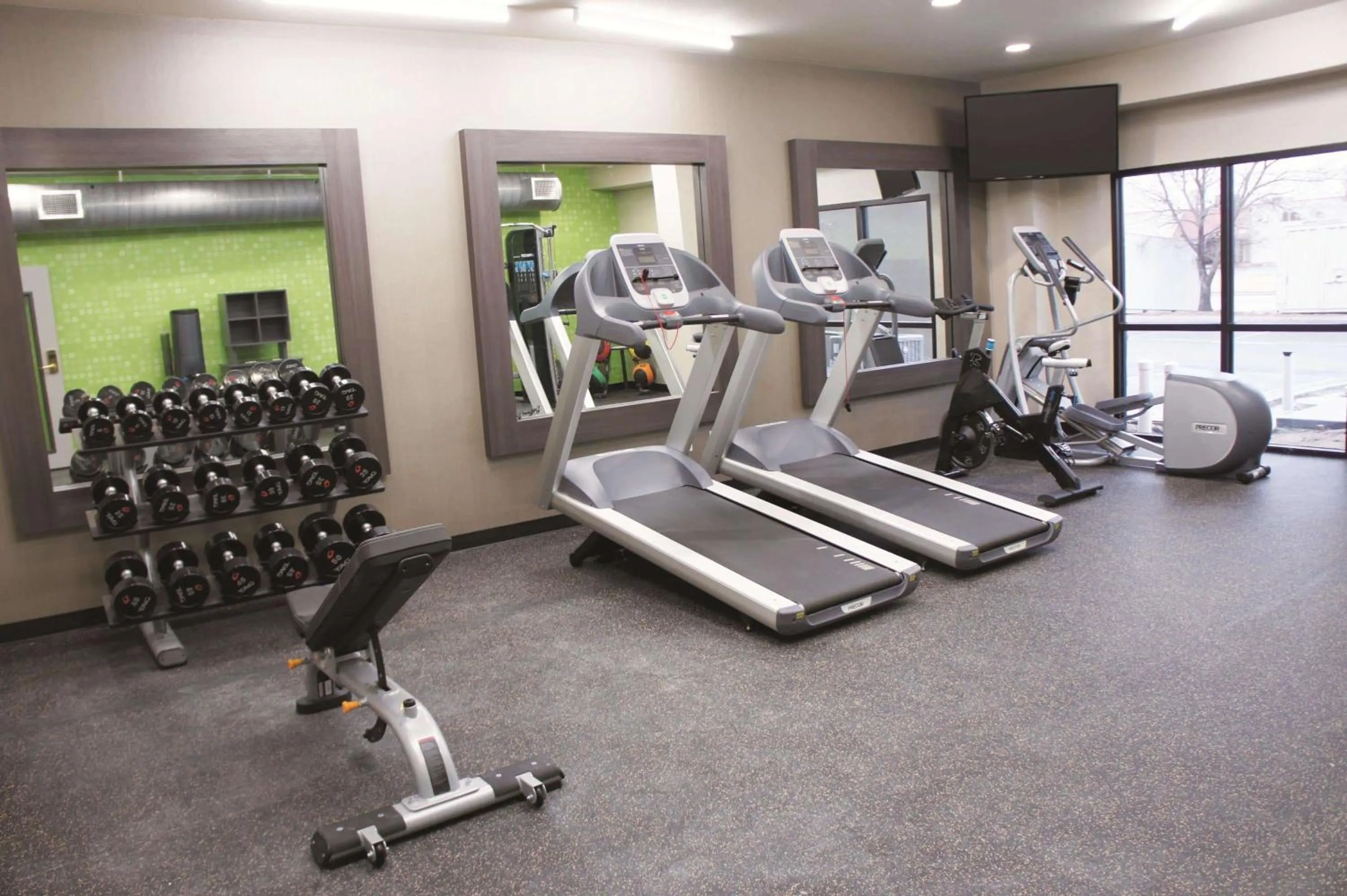 Fitness centre/facilities in La Quinta by Wyndham Wichita Airport