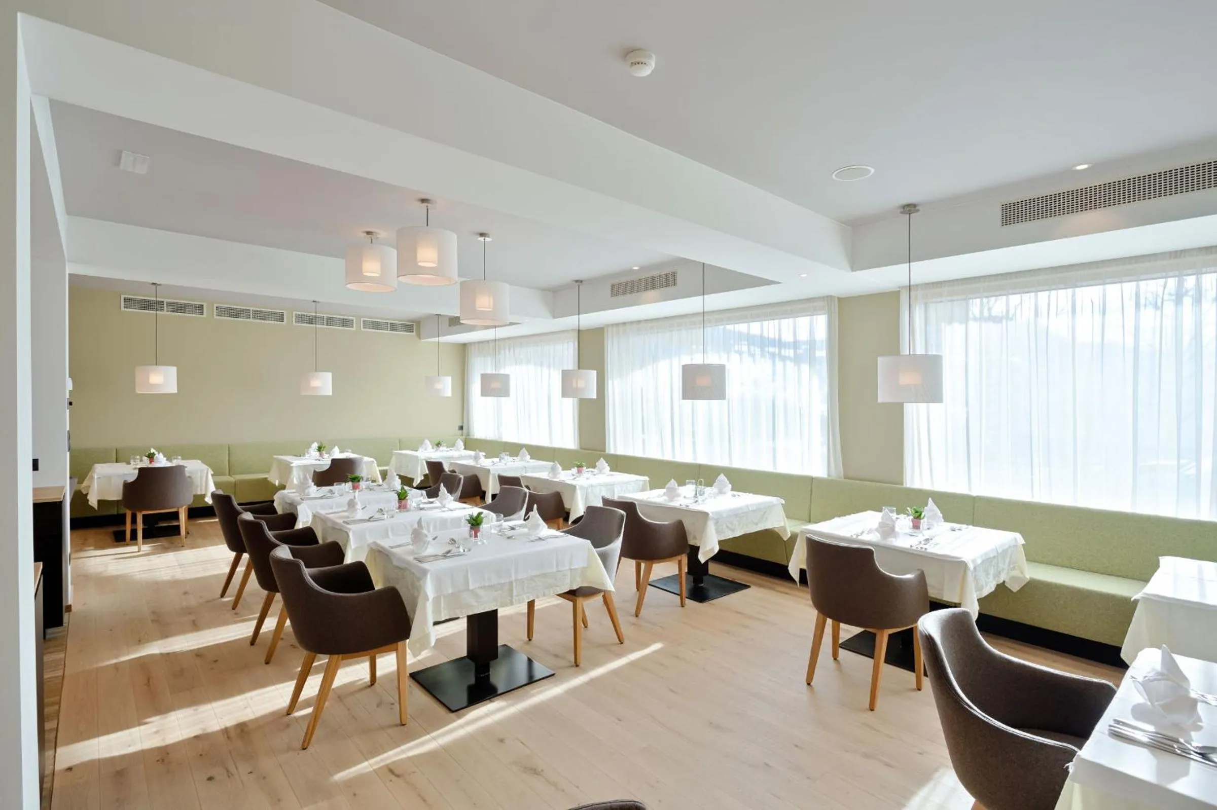 Restaurant/places to eat in Granpanorama Hotel StephansHof