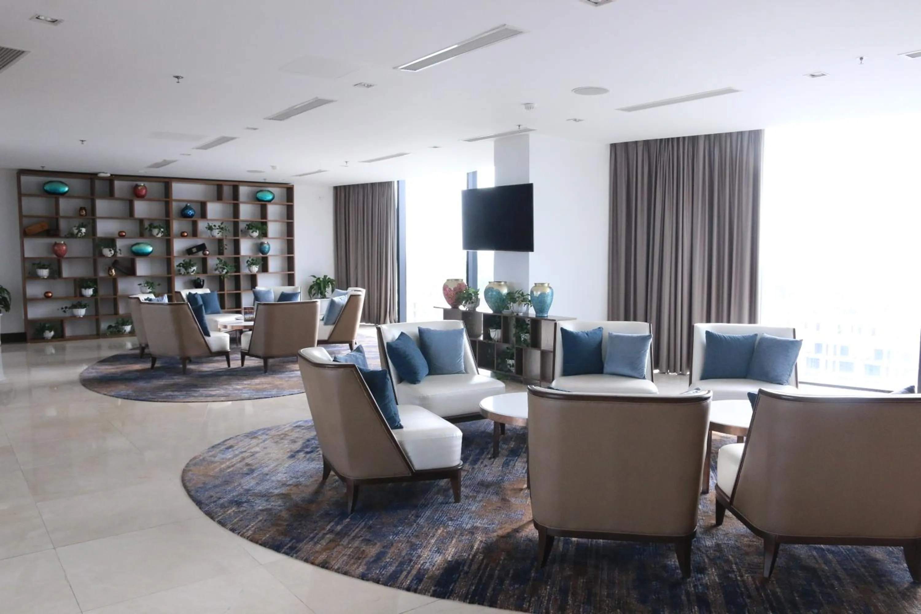 Lounge or bar in FLC Grand Hotel Samson