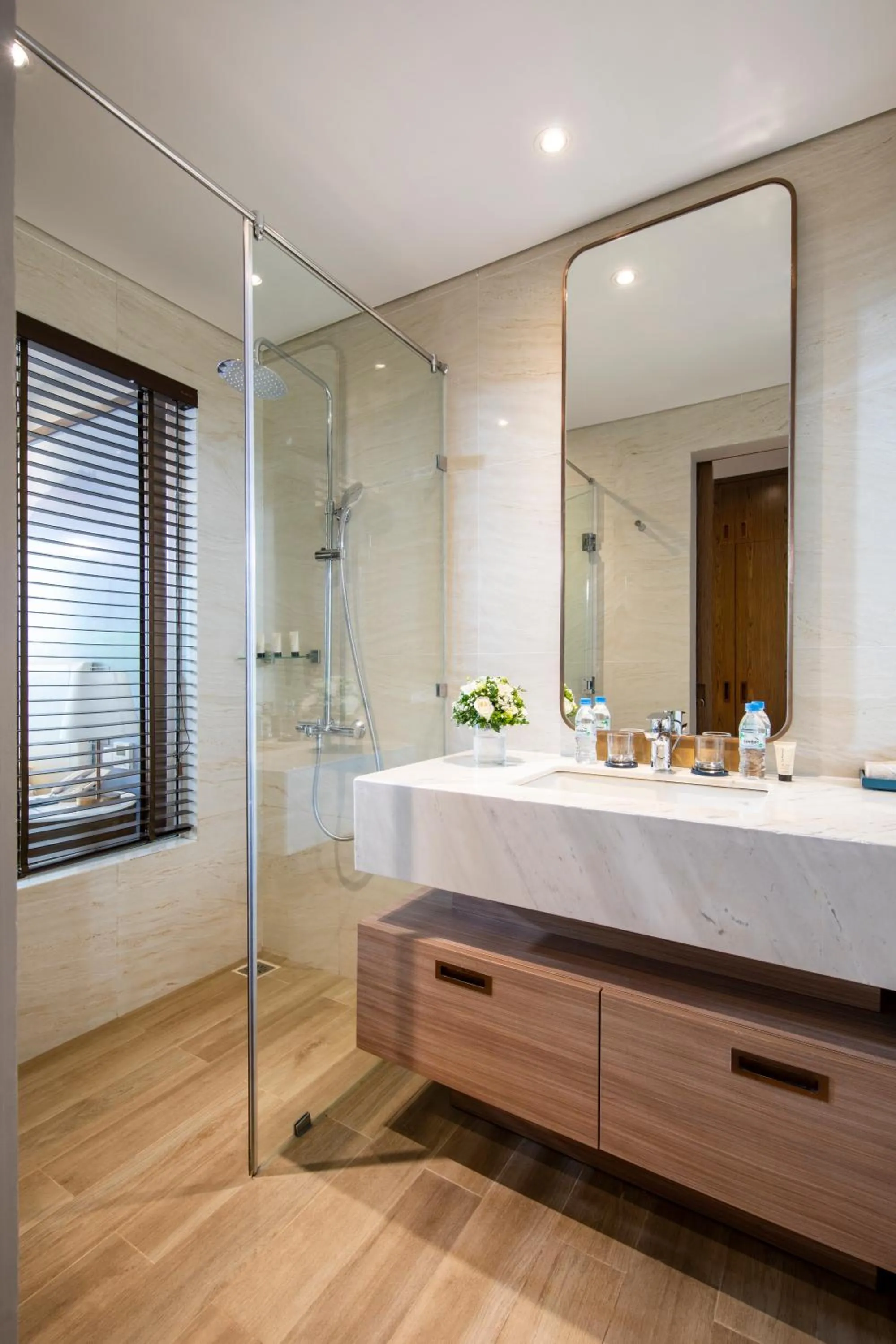 Bathroom in FLC Grand Hotel Samson