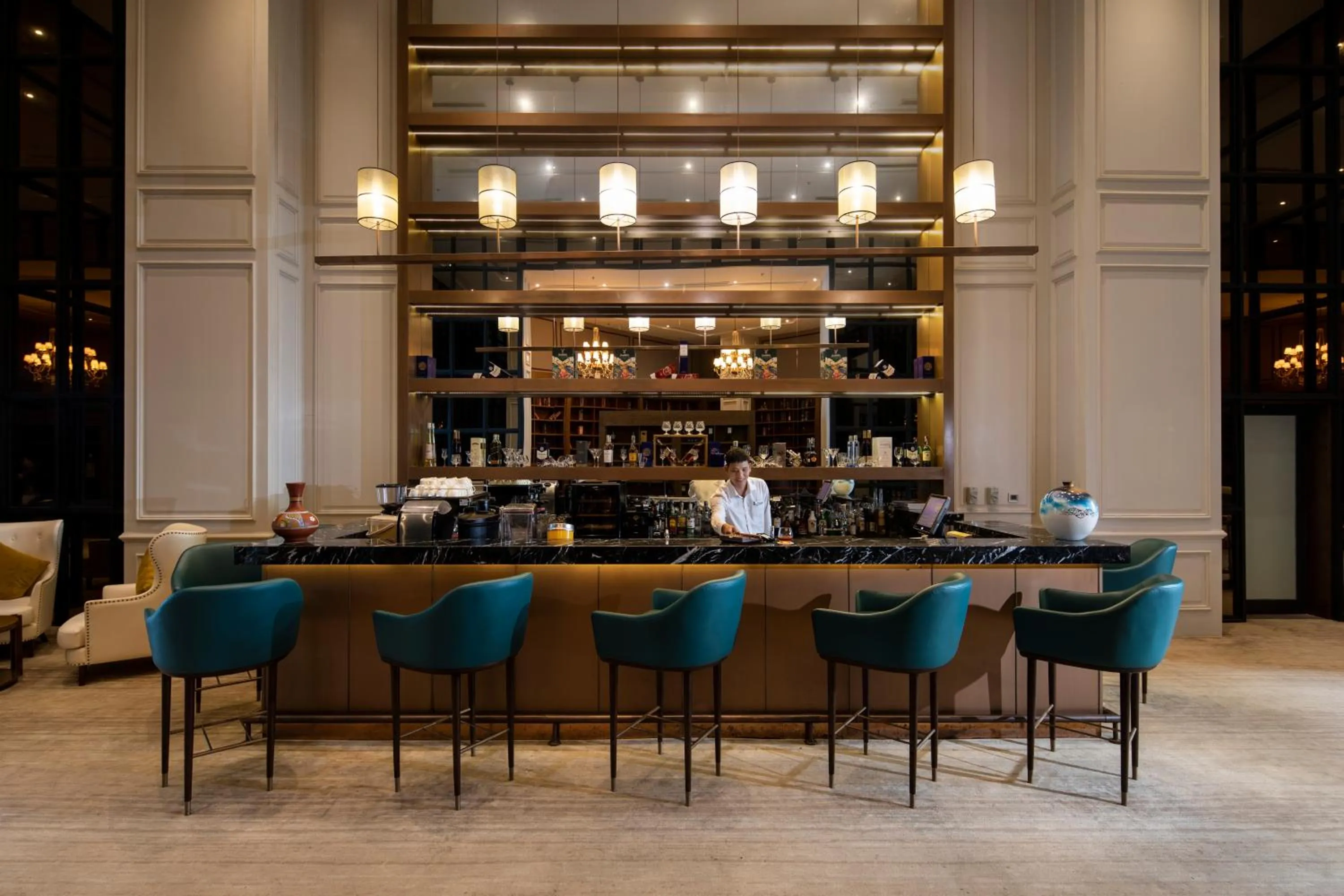 Lounge or bar in FLC Grand Hotel Samson