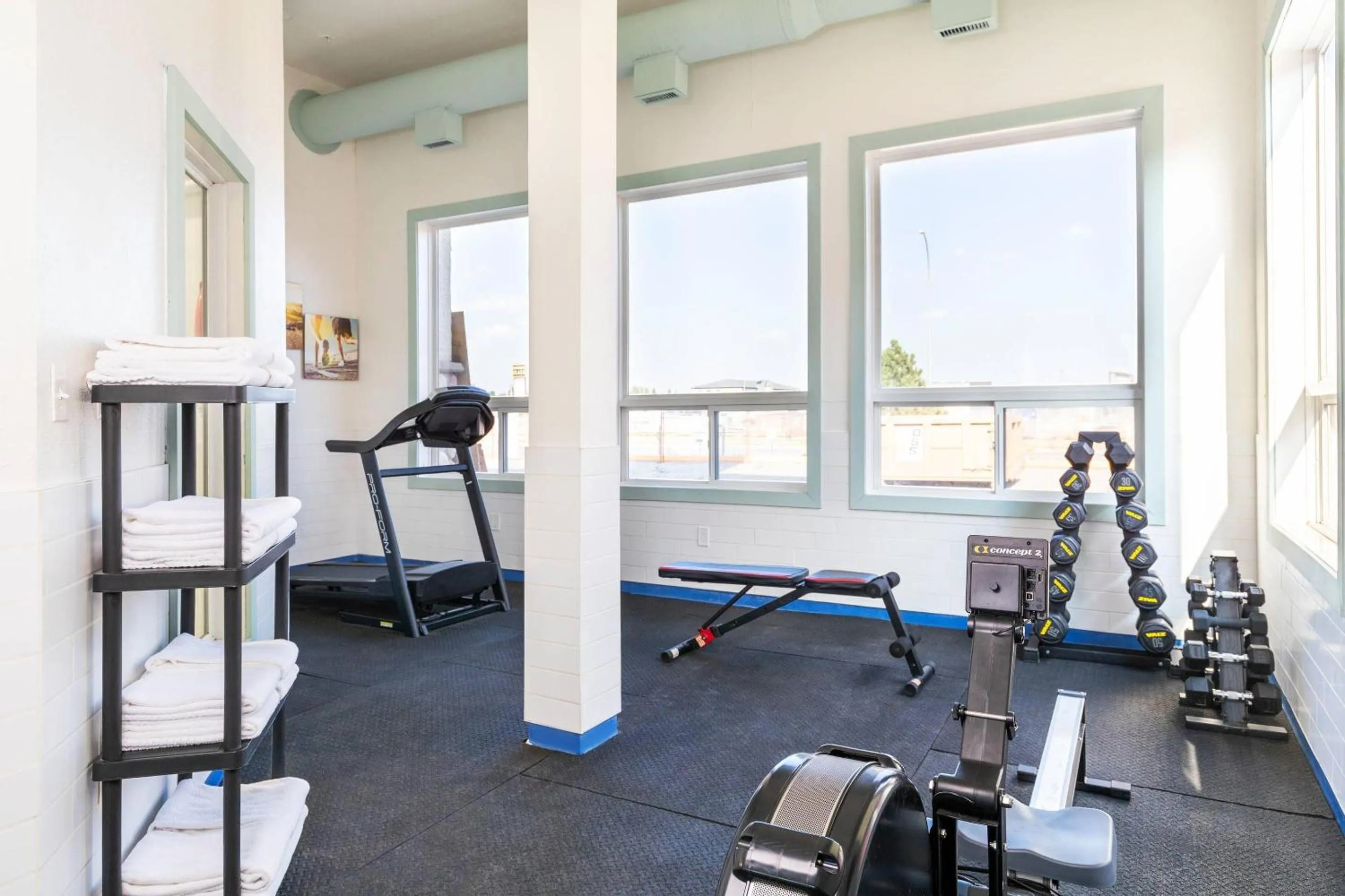 Fitness centre/facilities in Comfort Inn & Suites