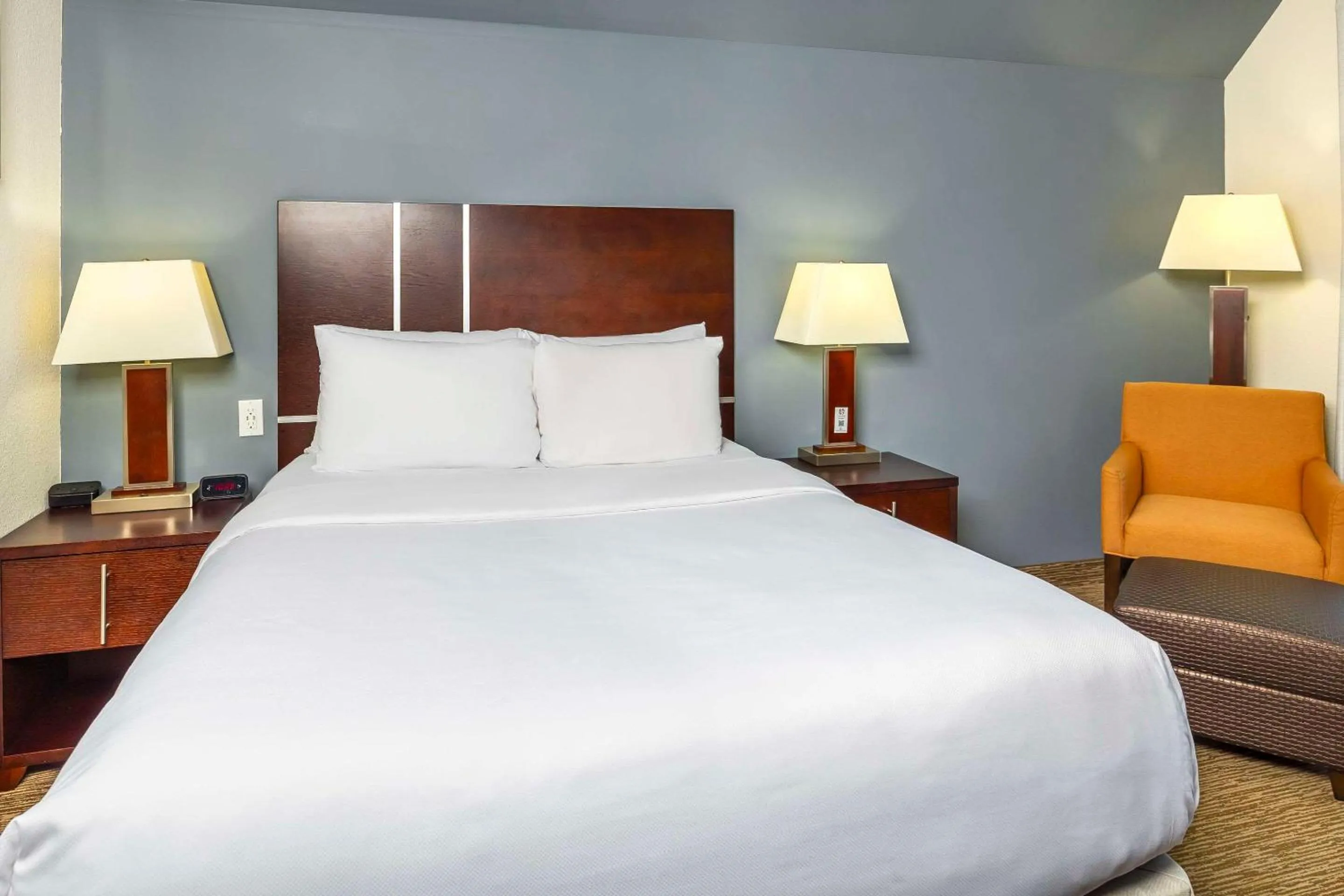 Bedroom, Bed in Comfort Inn & Suites