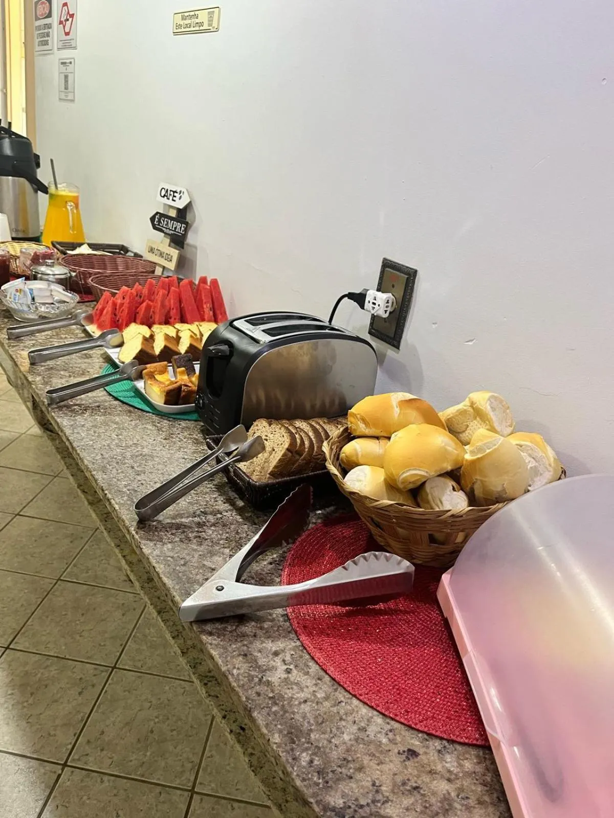 Buffet breakfast in Pousada Martin de Sá