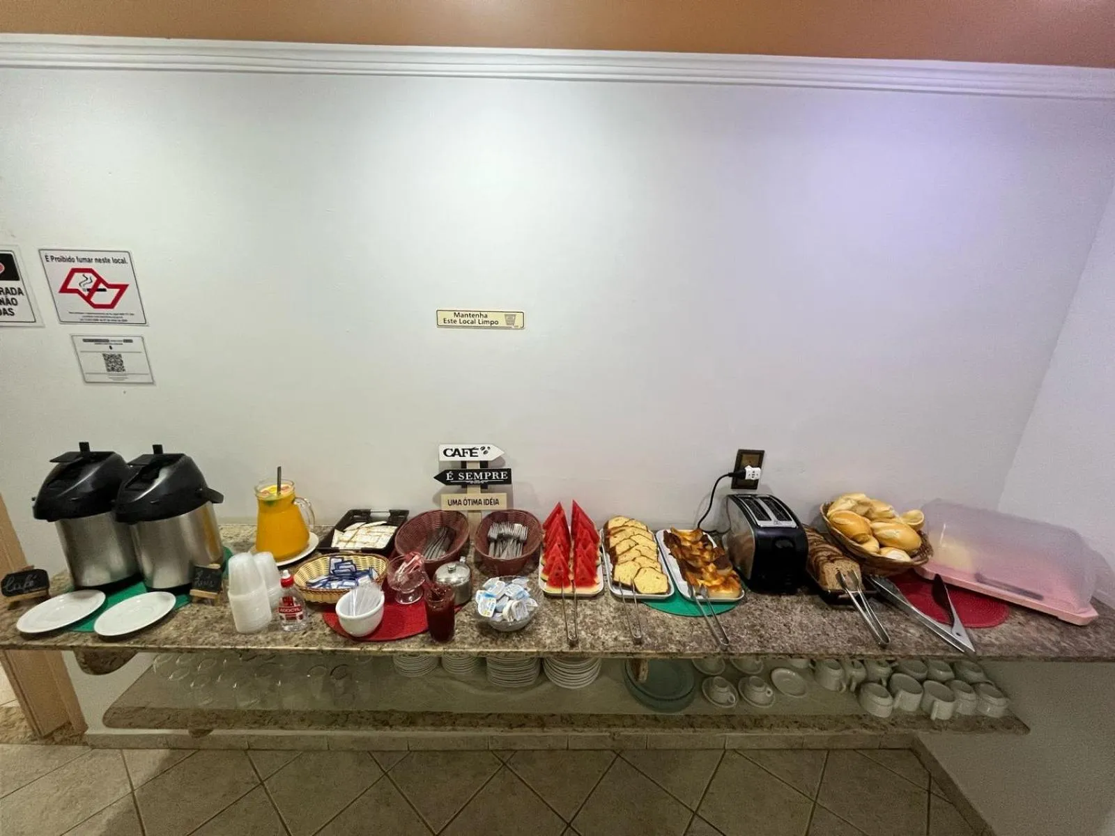 Breakfast in Pousada Martin de Sá