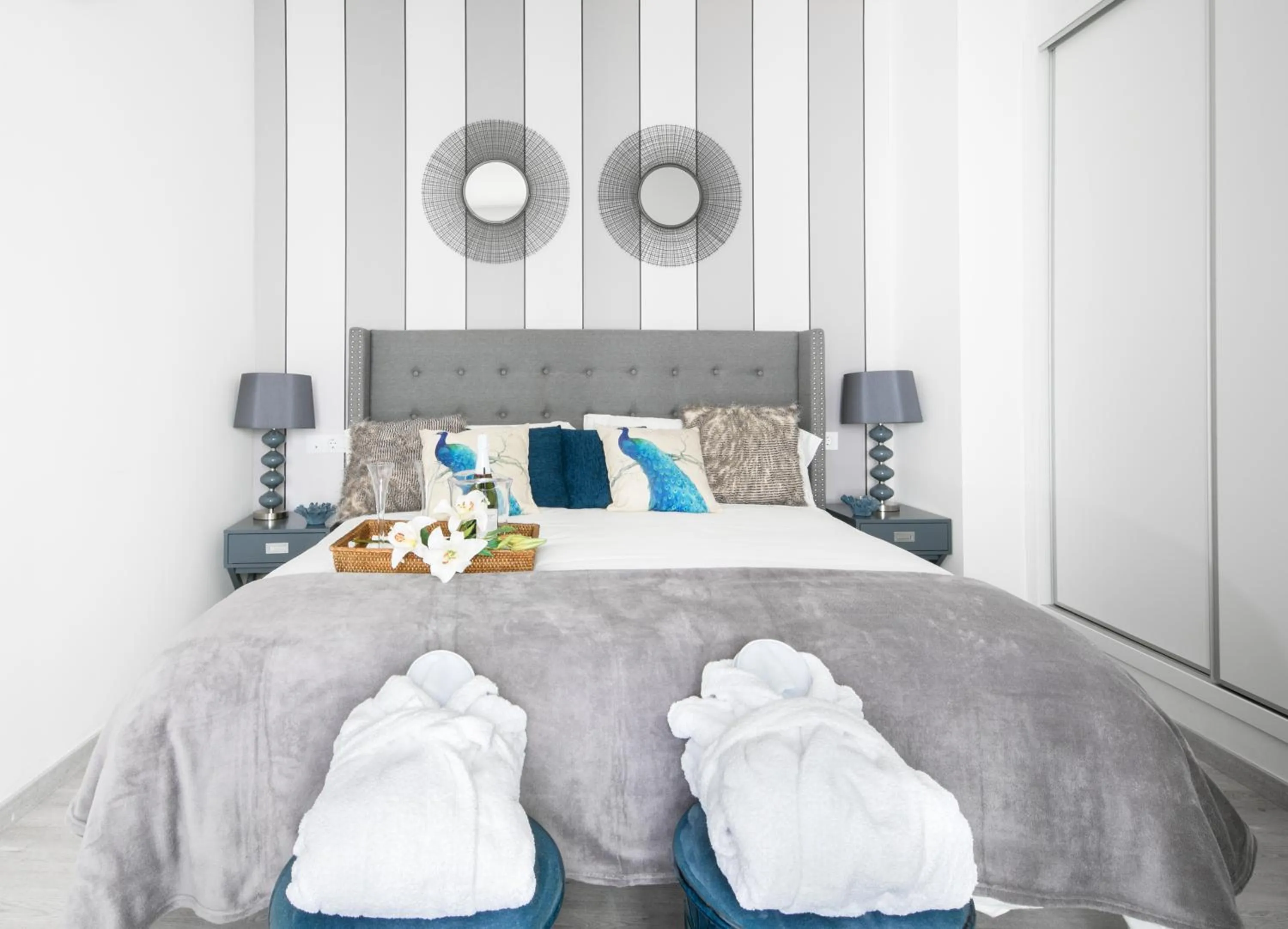 Bedroom, Bed in Apartamentos Soho Boutique Museo