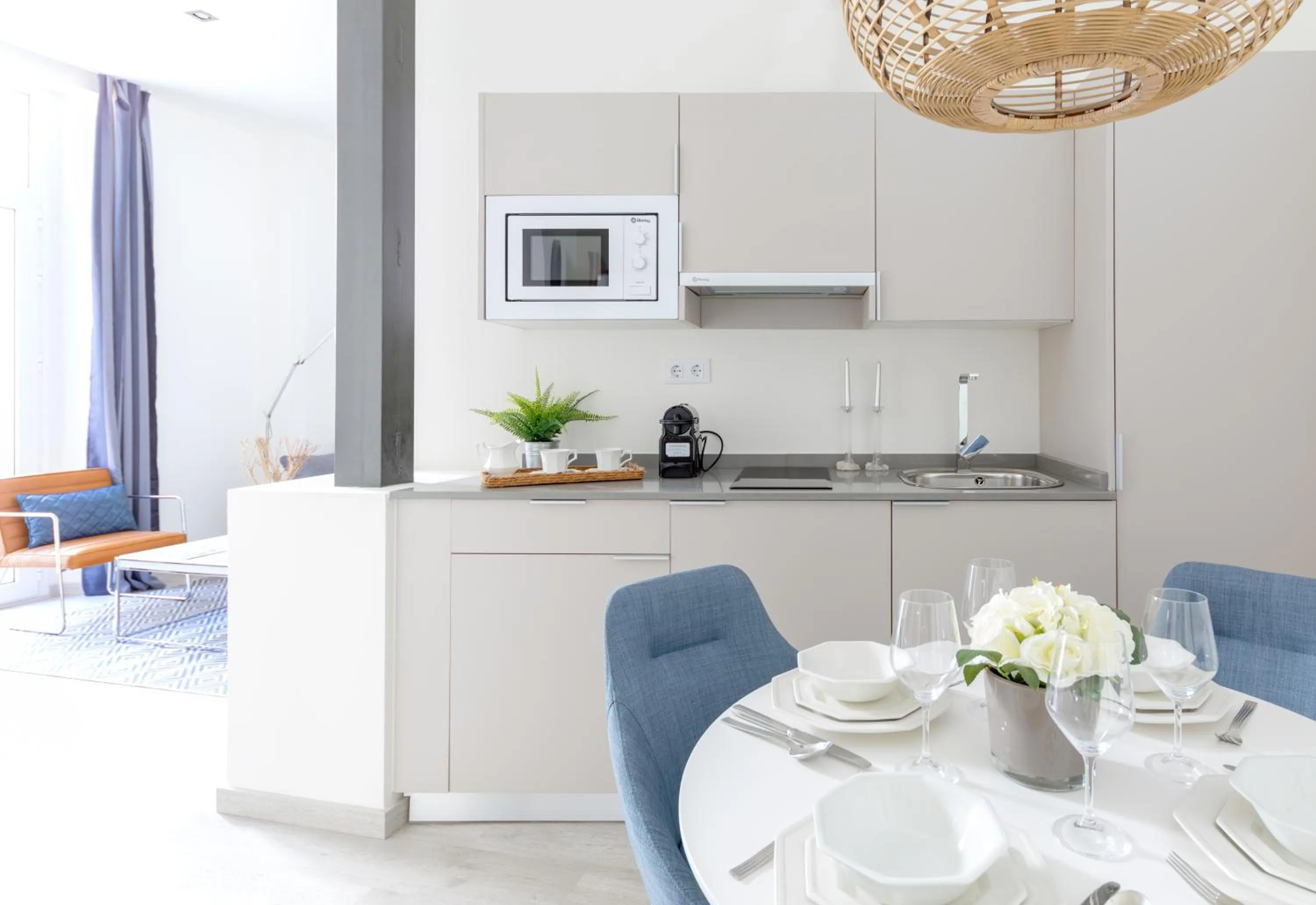 Kitchen or kitchenette in Apartamentos Soho Boutique Museo