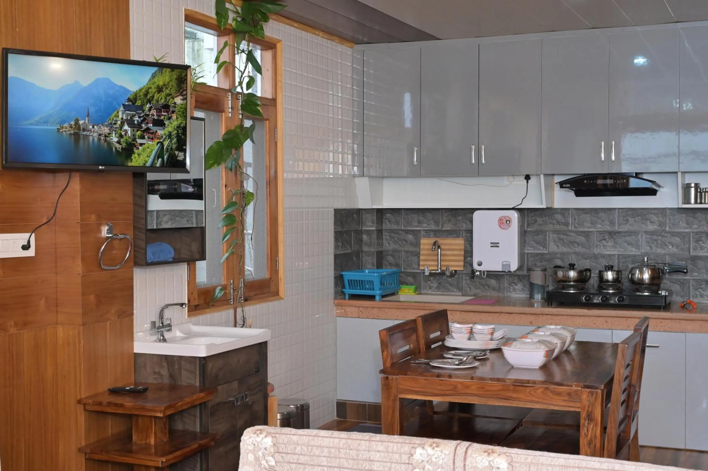 Neha Homestay