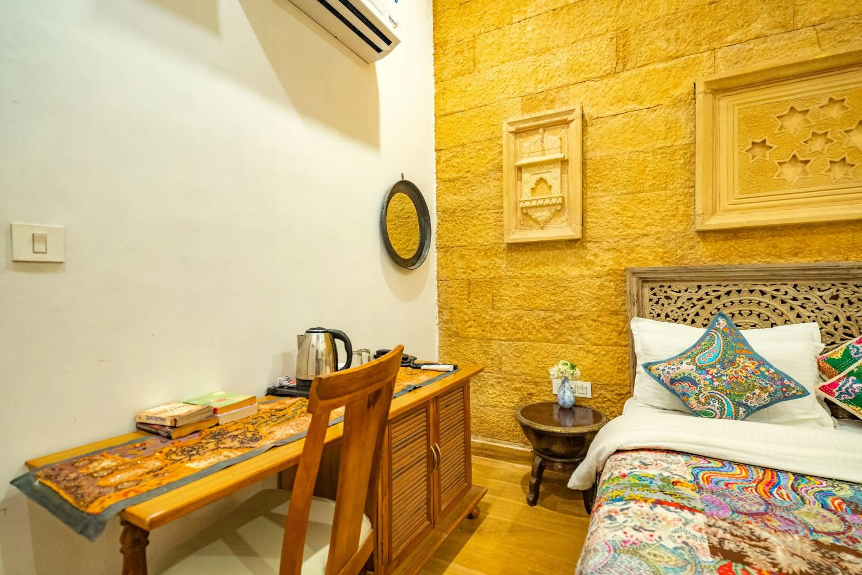 Bed in Garh Meera - A Sensational Boutique Hotel