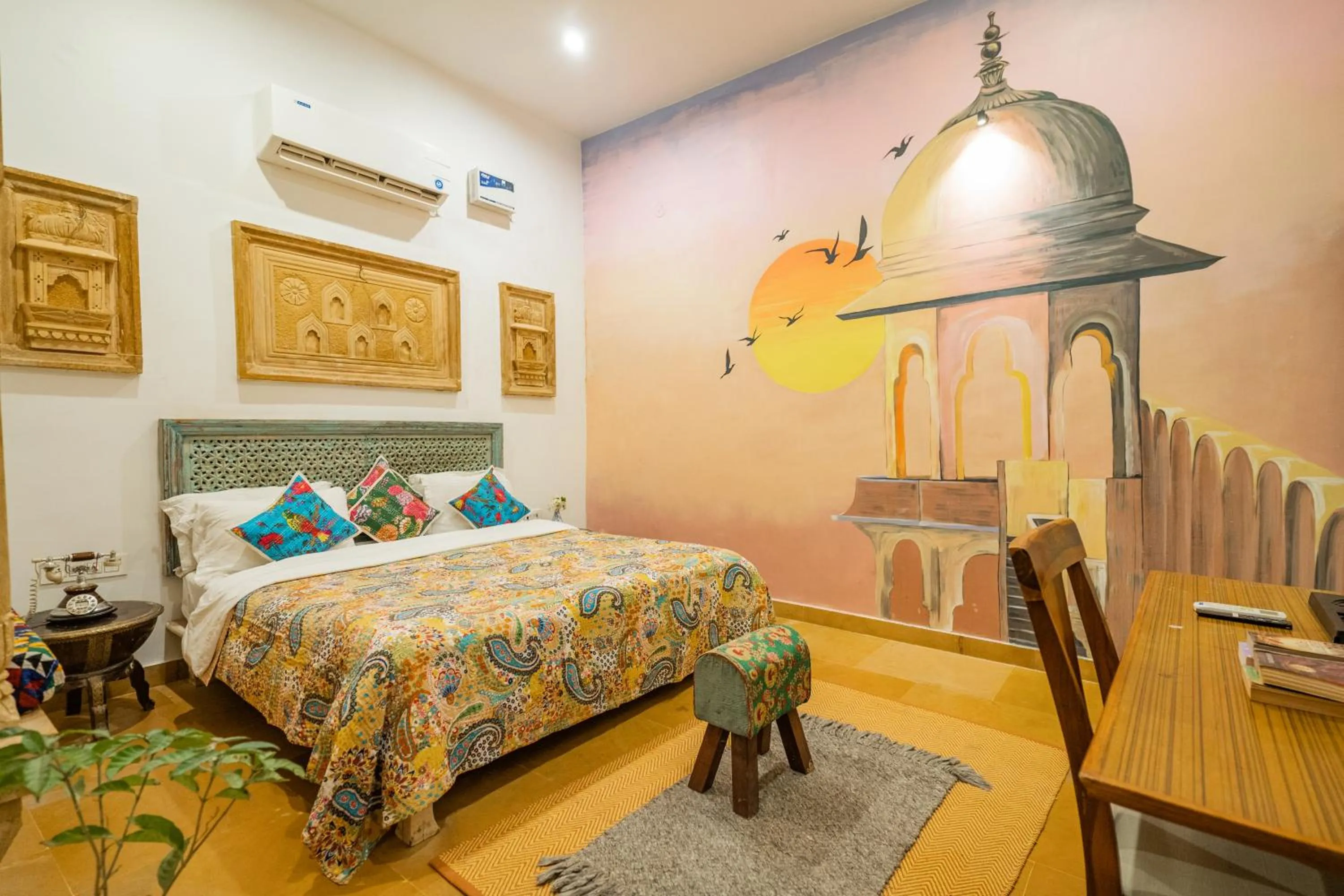 Bed in Garh Meera - A Sensational Boutique Hotel