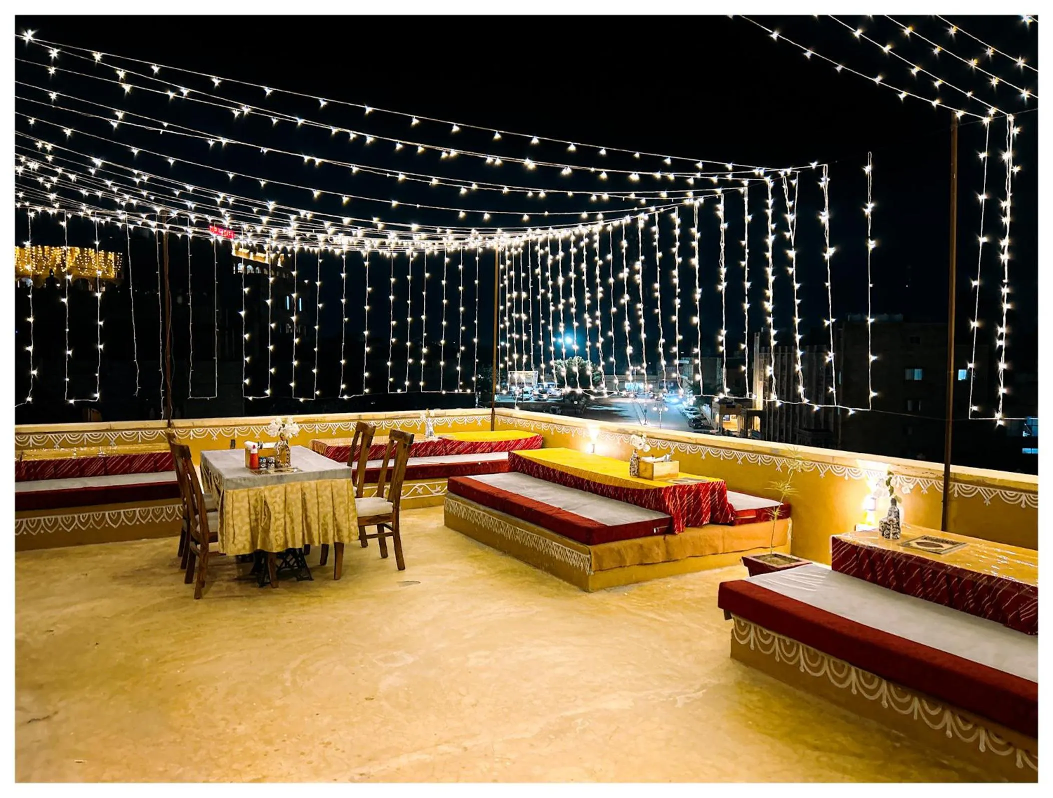 Restaurant/places to eat in Garh Meera - A Sensational Boutique Hotel