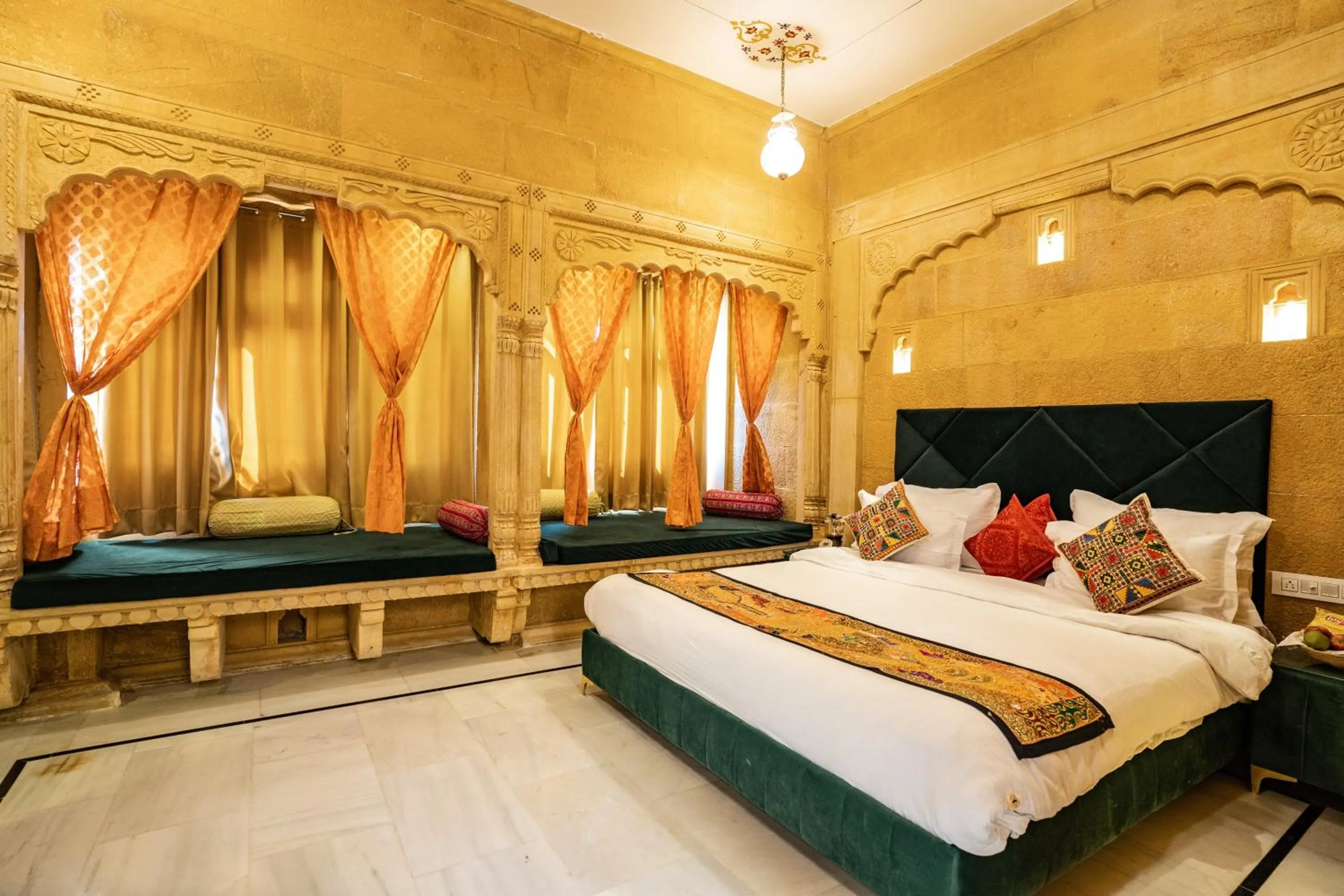 Bed in Garh Meera - A Sensational Boutique Hotel