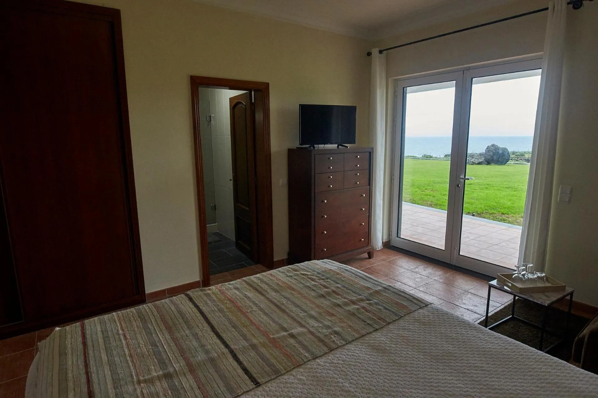 Sea view, Bed in Vivenda da Saudade B&B
