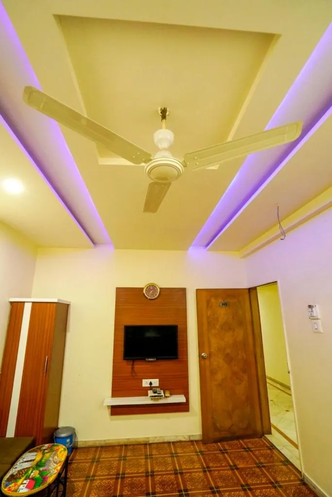 Hotel Bhakti Rajkot I Hotel in Rajkot I Best Hotel in Rajkot