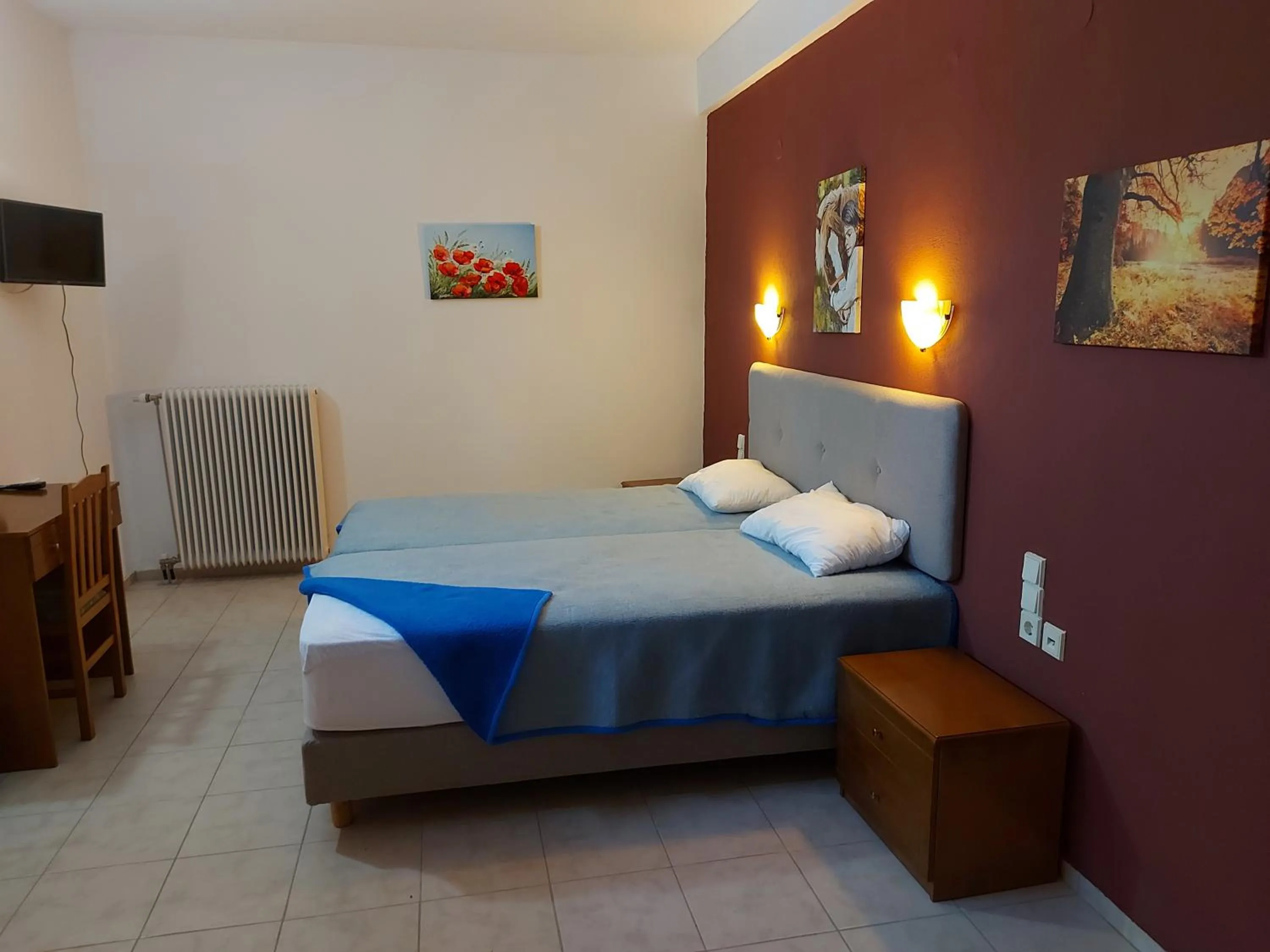 Bedroom, Bed in Hotel Spiridoula