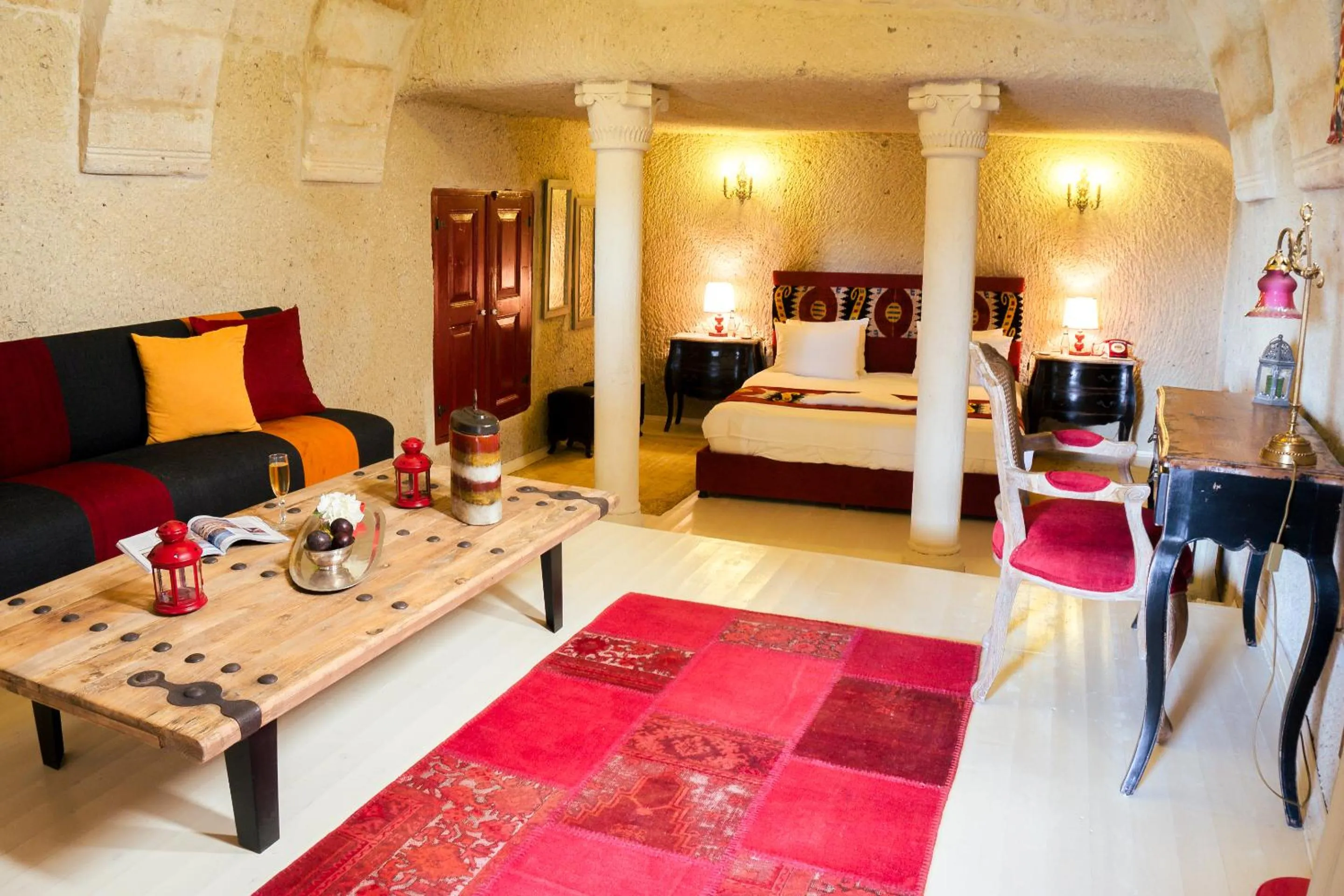 Bed in Hezen Cave Hotel