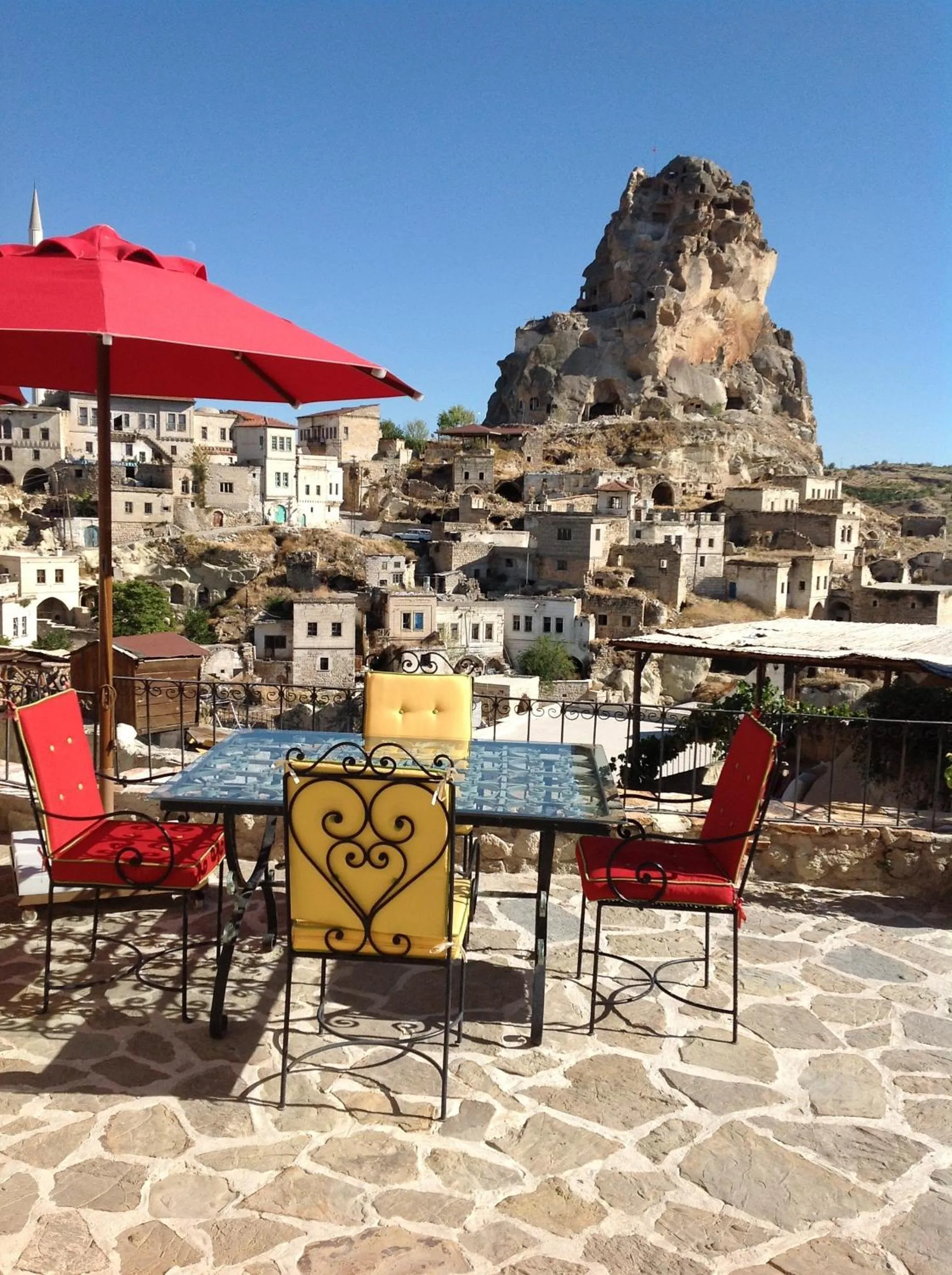 Patio in Hezen Cave Hotel