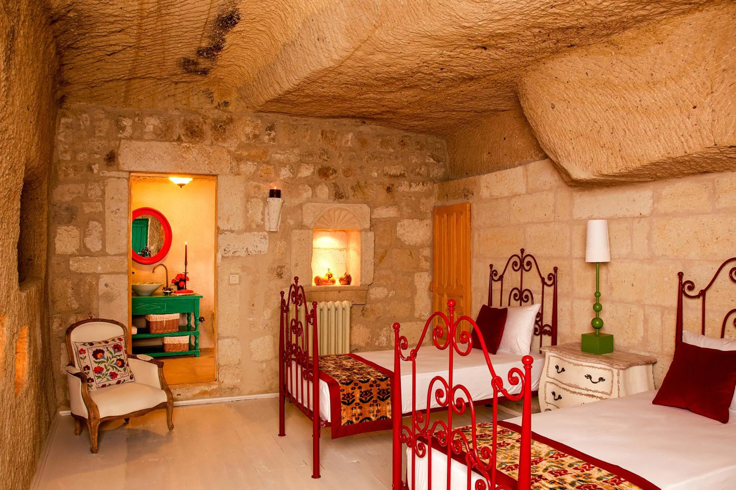 Bed in Hezen Cave Hotel
